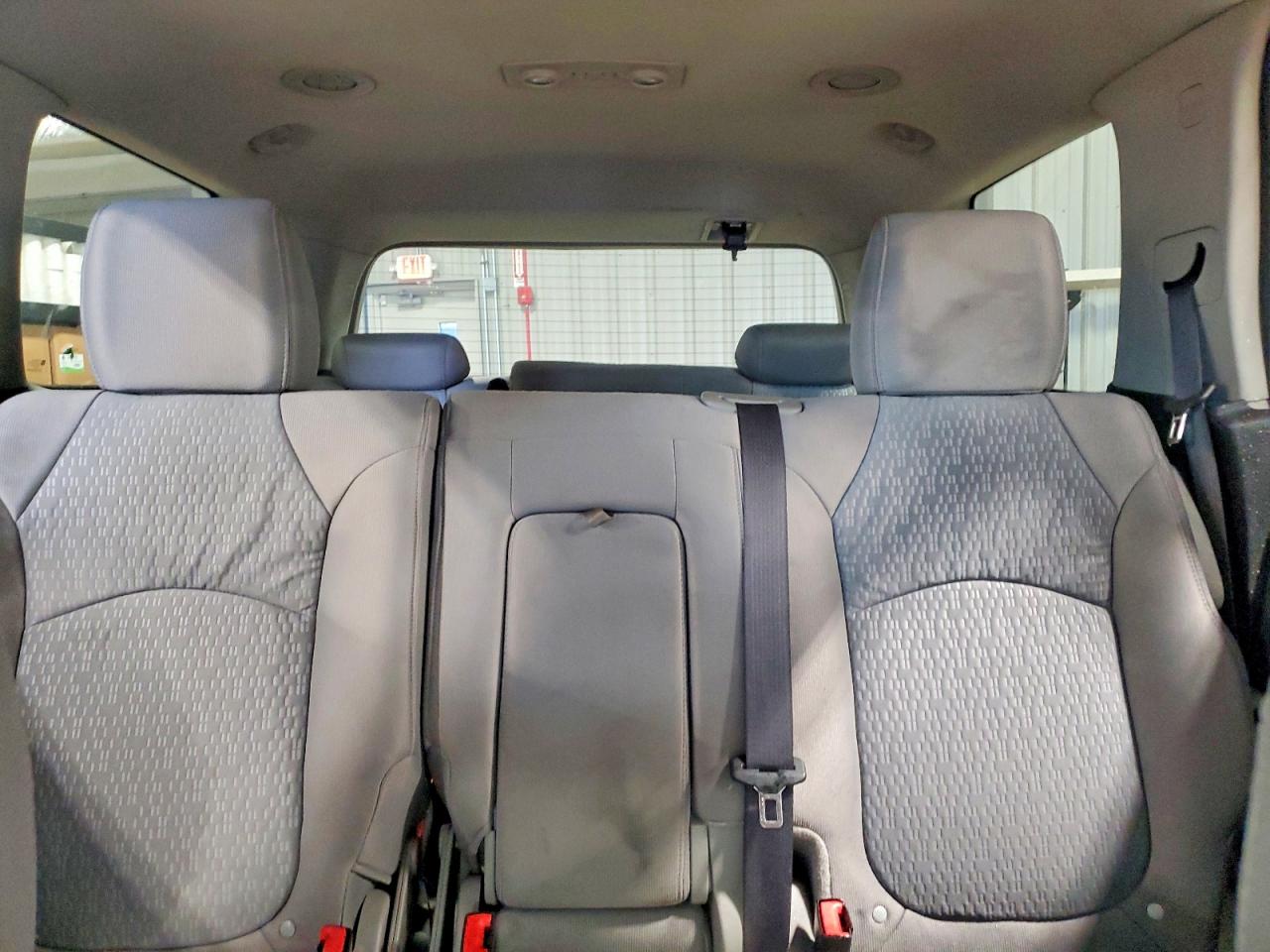 2011 Gmc Acadia Sle Gray vin: 1GKKRNED3BJ170376