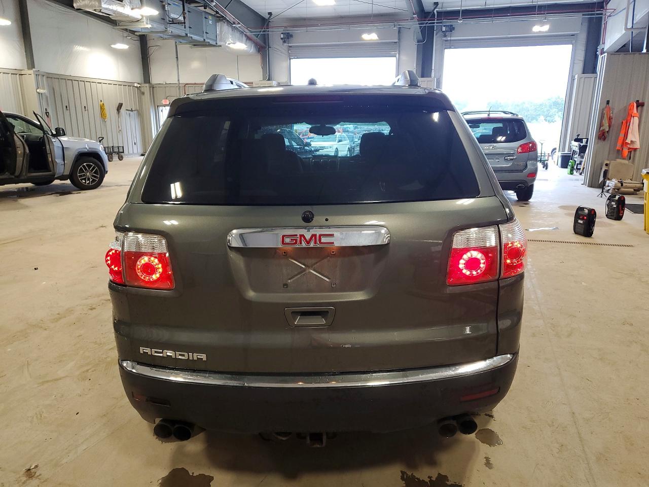 2011 Gmc Acadia Sle Gray vin: 1GKKRNED3BJ170376