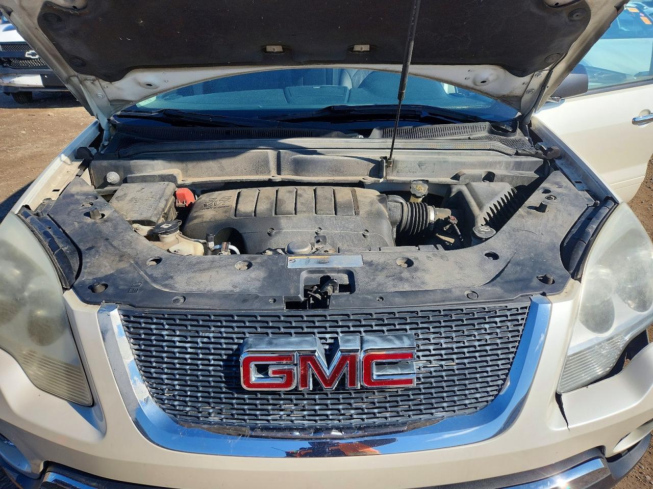 2012 Gmc Acadia Sle White vin: 1GKKRNED9CJ375752