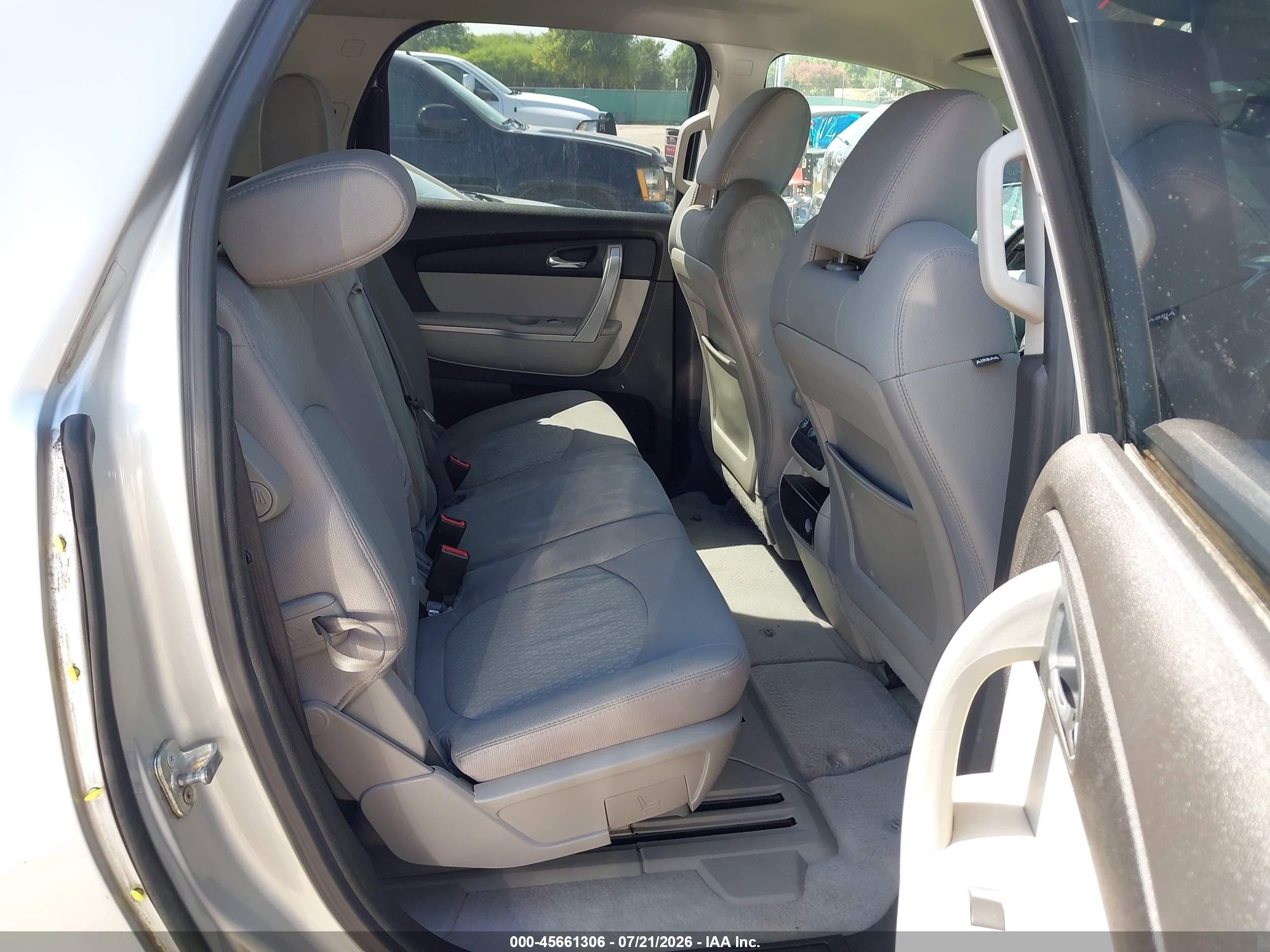 2011 Gmc Acadia Sl Silver vin: 1GKKRNEDXBJ379209