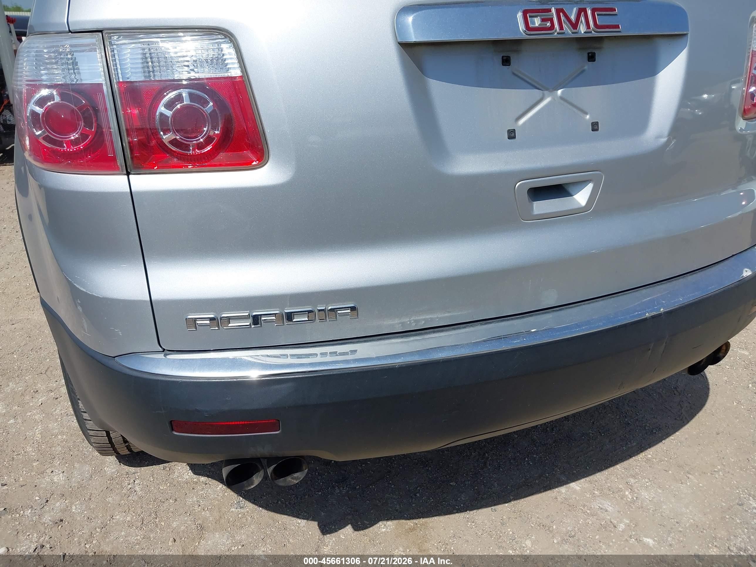 2011 Gmc Acadia Sl Silver vin: 1GKKRNEDXBJ379209
