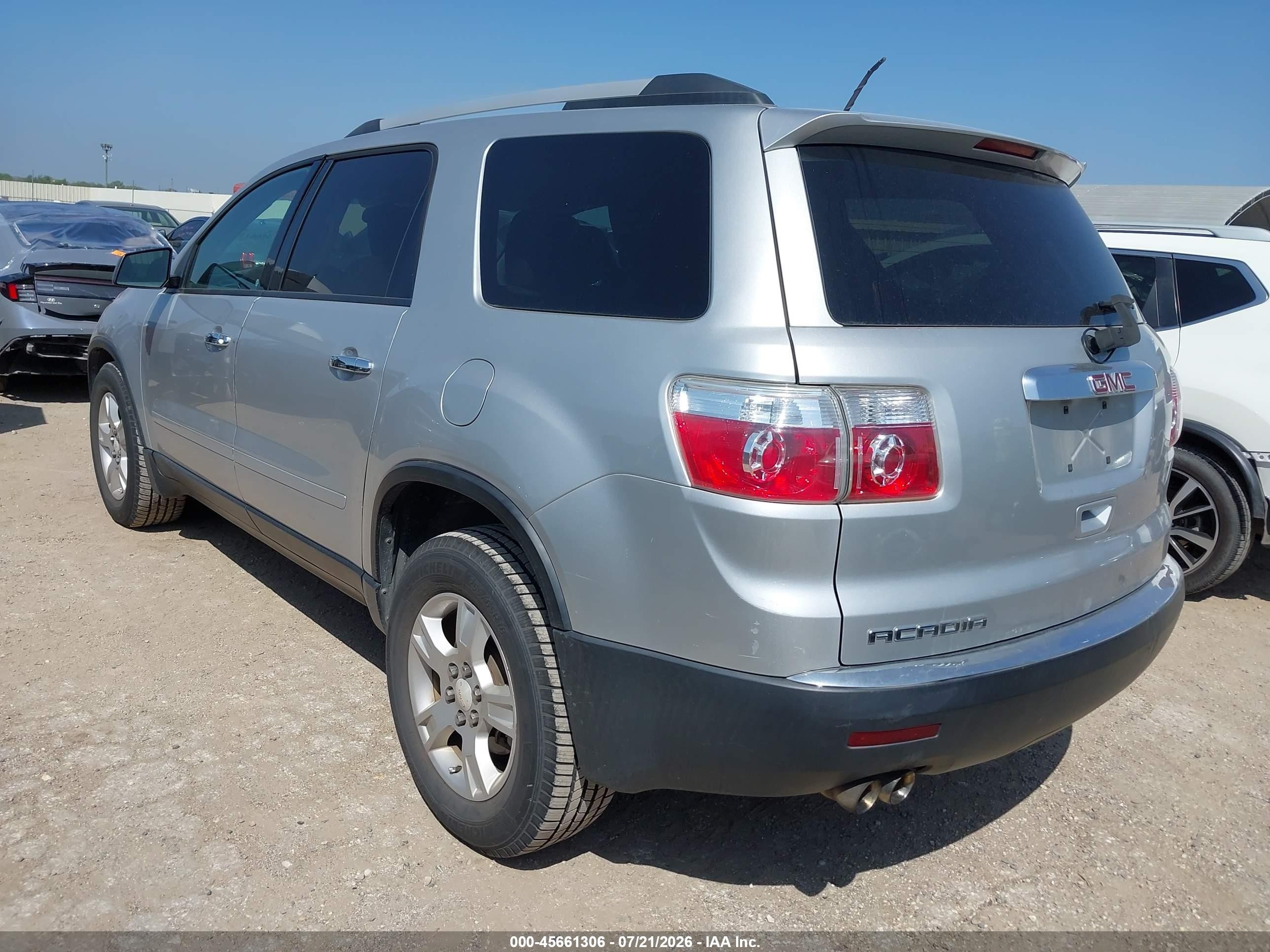 2011 Gmc Acadia Sl Silver vin: 1GKKRNEDXBJ379209