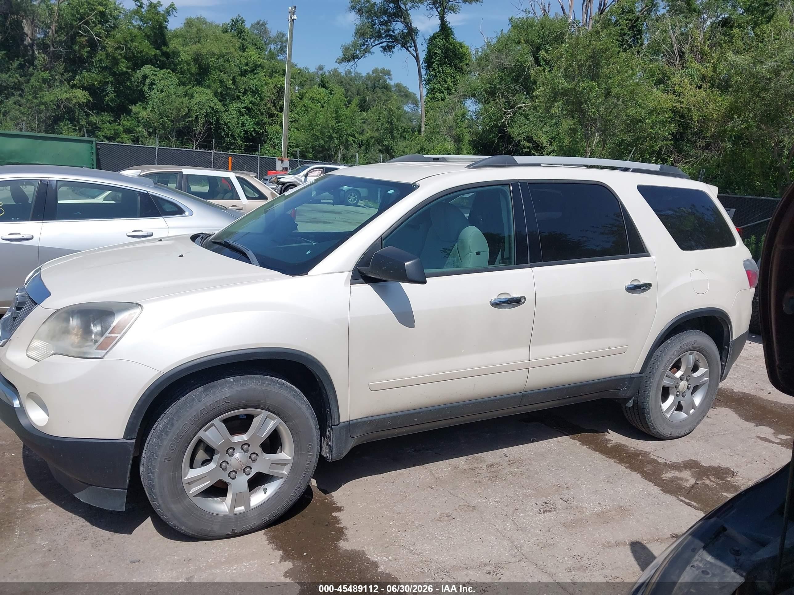 2012 Gmc Acadia Sle White vin: 1GKKRPED0CJ262915