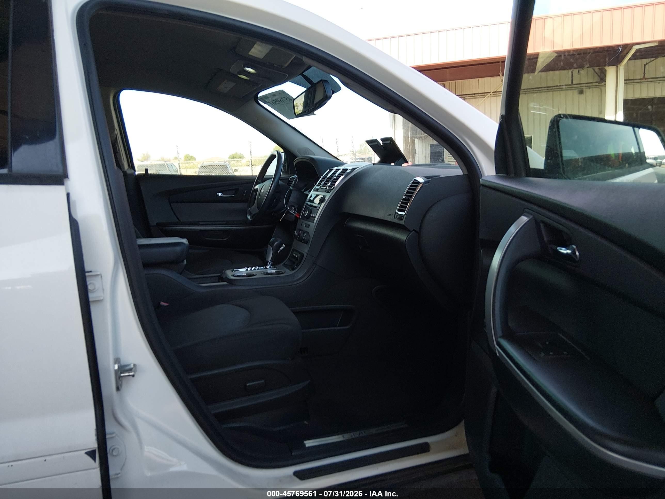 2012 Gmc Acadia Sle White vin: 1GKKRPED0CJ411744