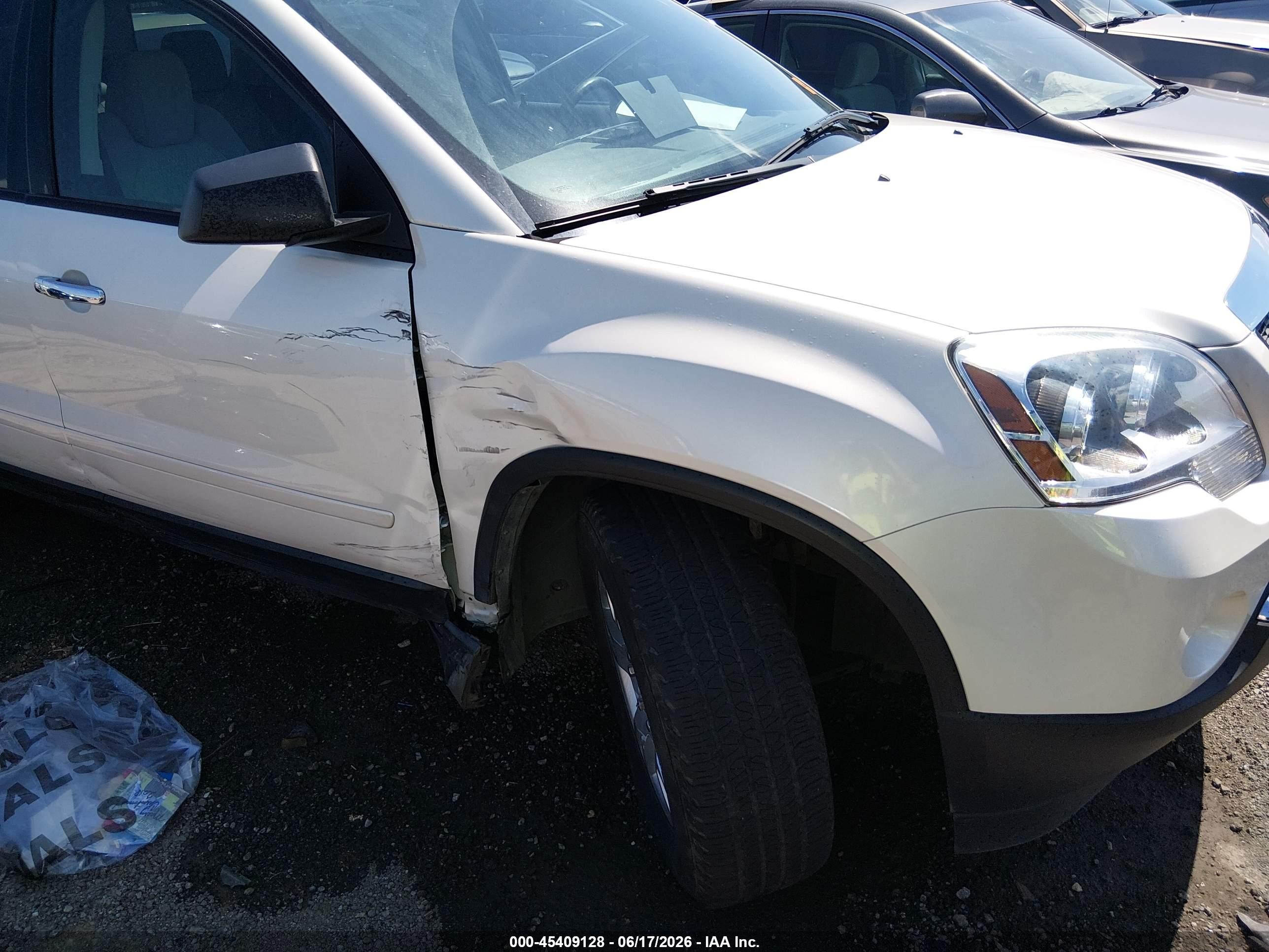 2012 Gmc Acadia Sle White vin: 1GKKRPED3CJ363432