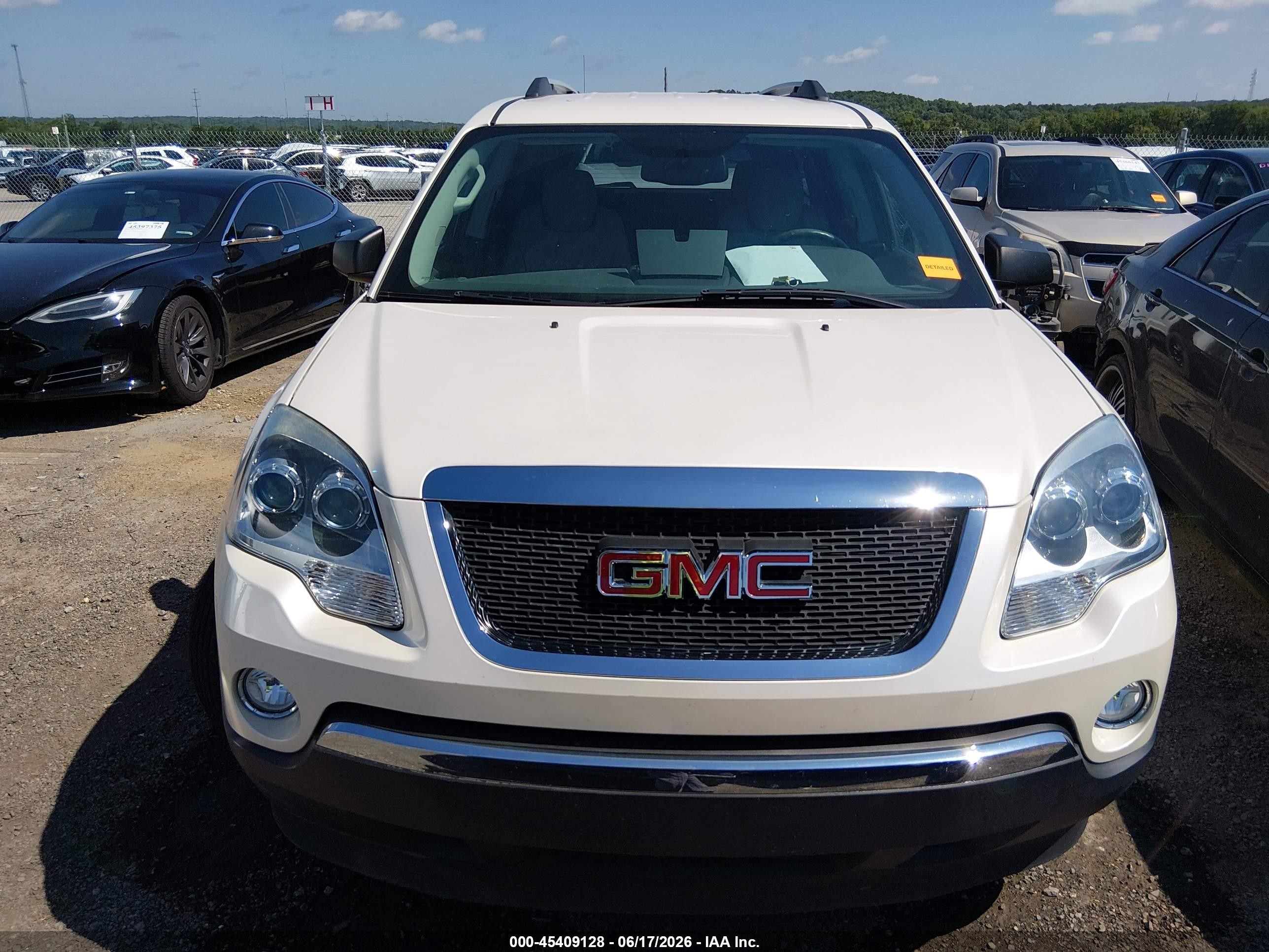 2012 Gmc Acadia Sle White vin: 1GKKRPED3CJ363432