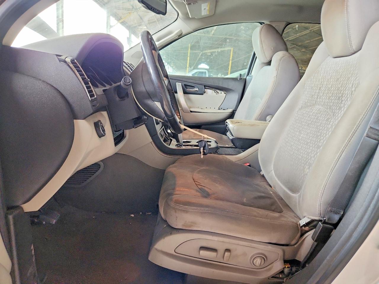 2011 Gmc Acadia Sle Silver vin: 1GKKRPED4BJ124079