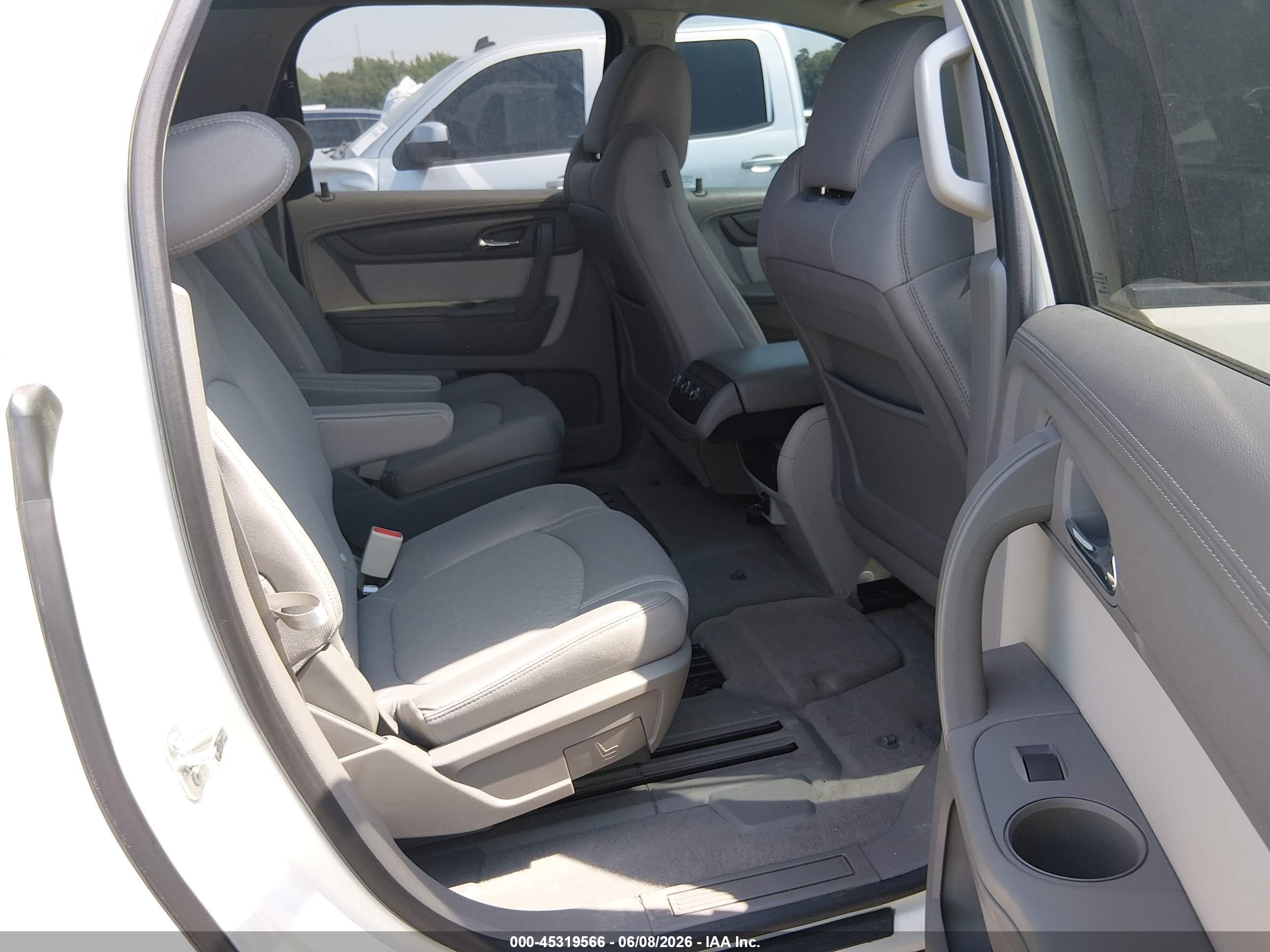2015 Gmc Acadia Sle-2 White vin: 1GKKRPKD1FJ190843