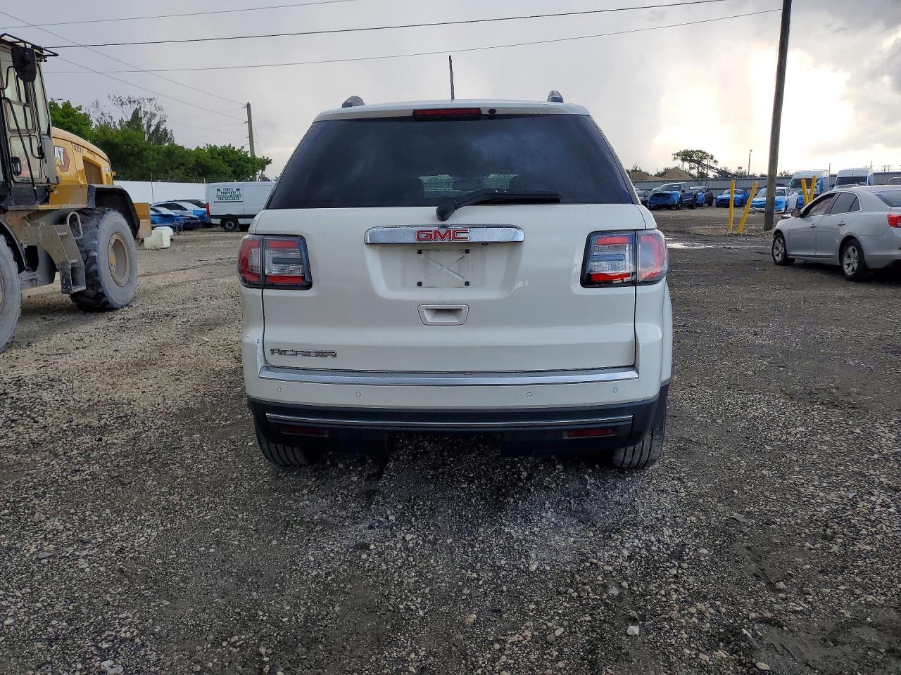 2015 Gmc Acadia Sle White vin: 1GKKRPKD3FJ248130