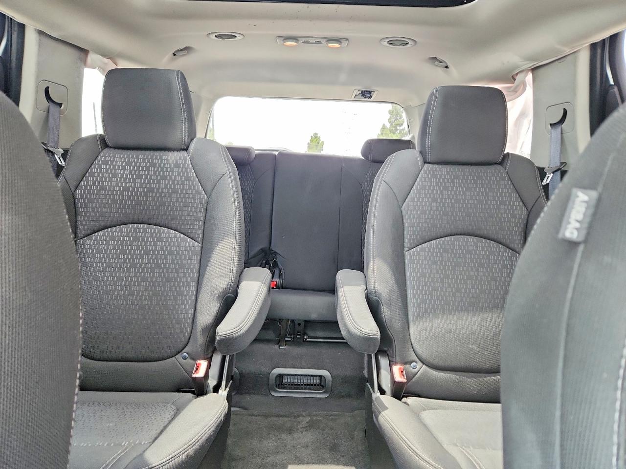 2014 Gmc Acadia Sle Silver vin: 1GKKRPKD4EJ375449