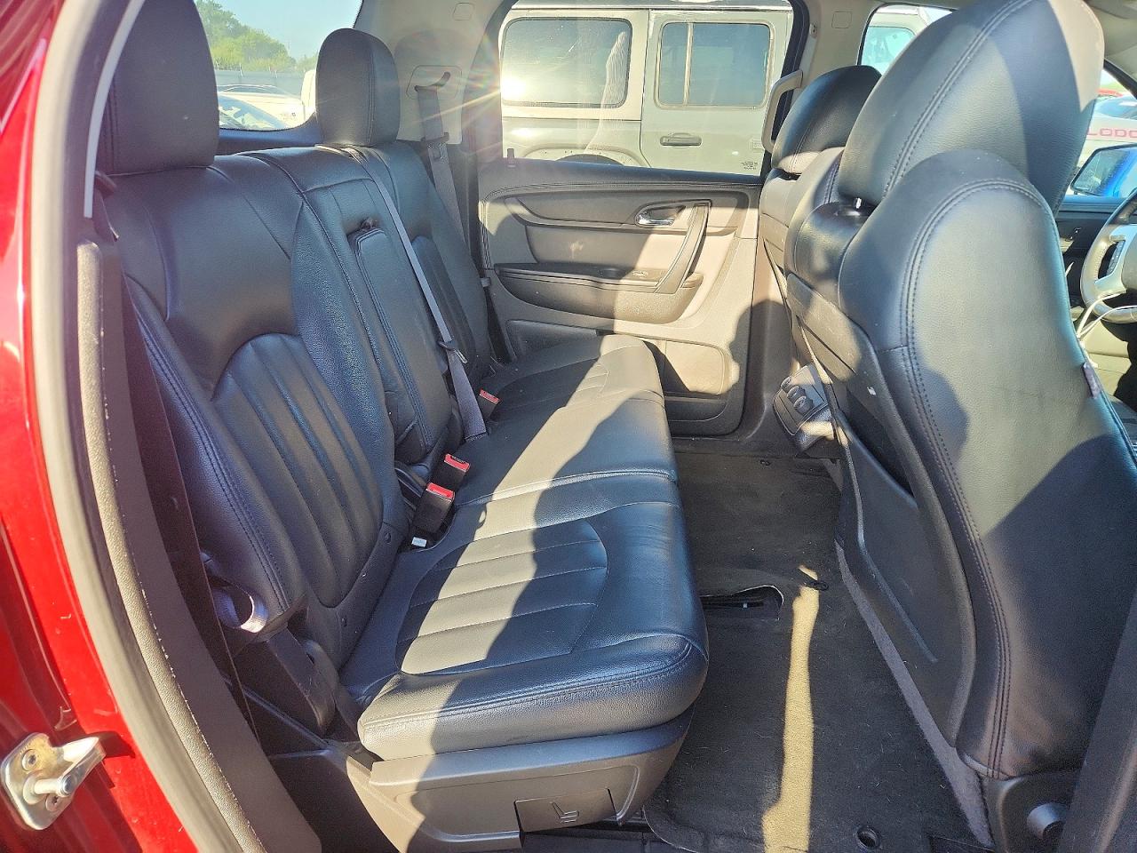 2015 Gmc Acadia Sle Red vin: 1GKKRPKD5FJ172605