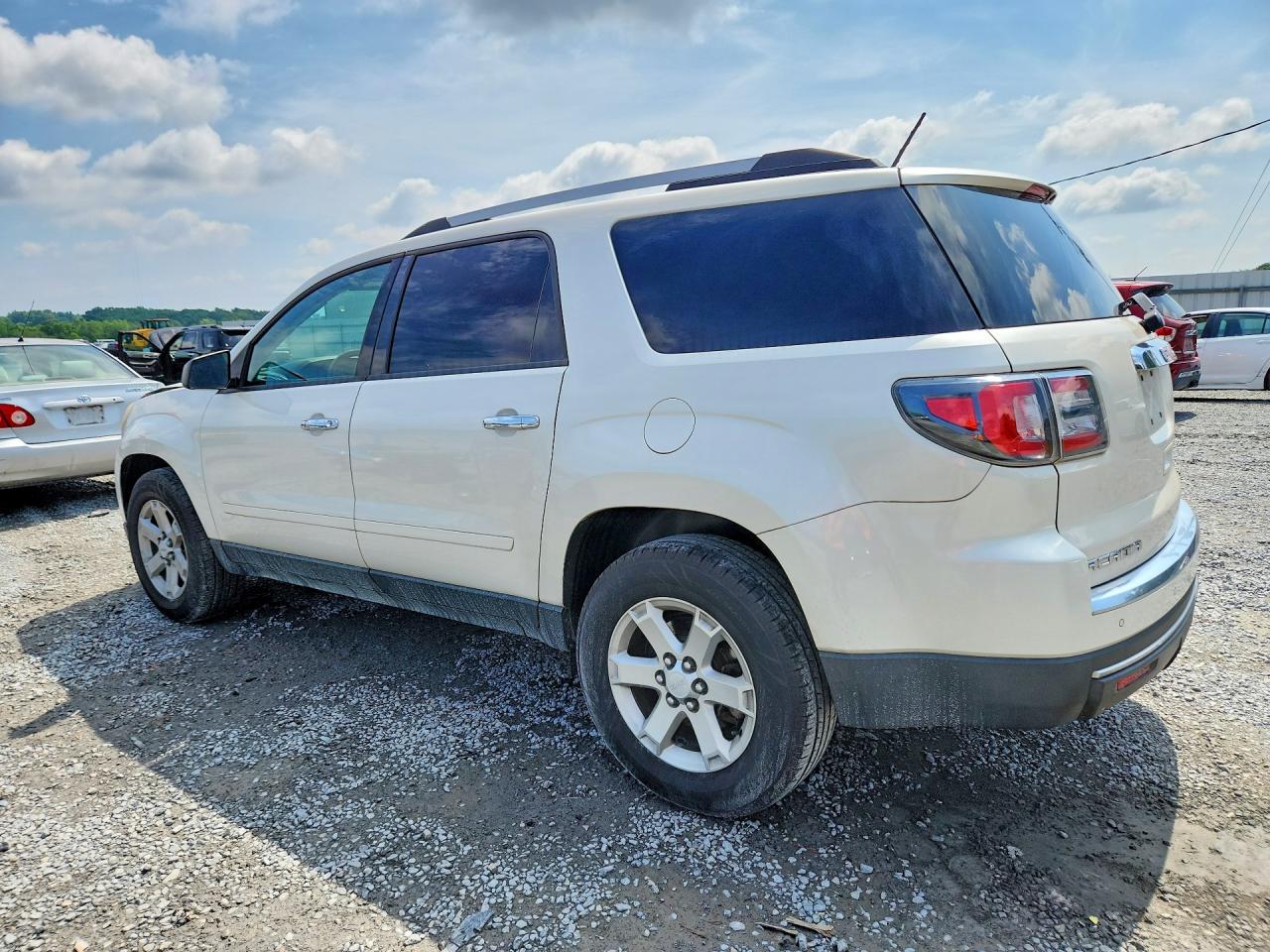 2015 Gmc Acadia Sle White vin: 1GKKRPKD9FJ243840