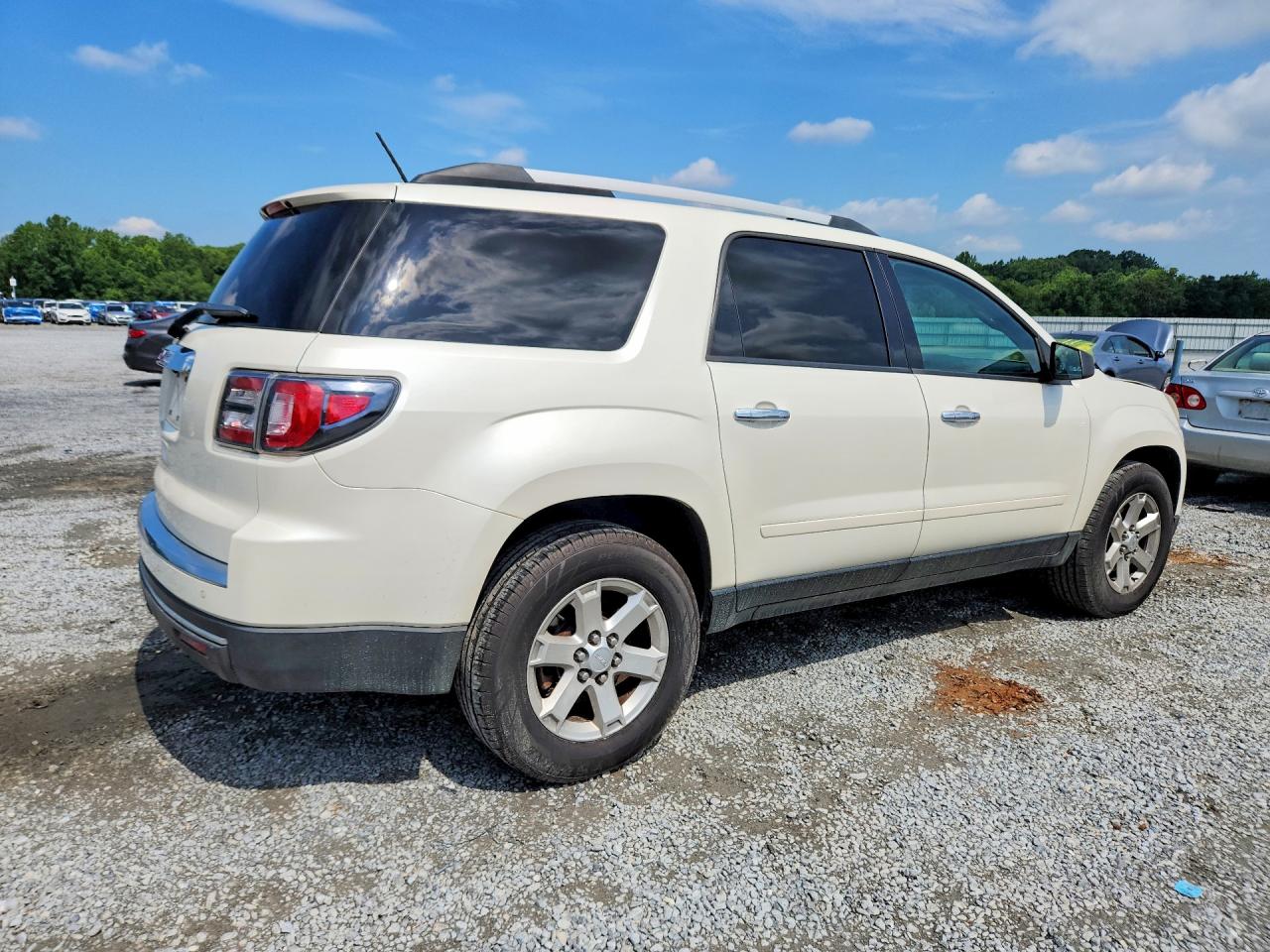 2015 Gmc Acadia Sle White vin: 1GKKRPKD9FJ243840