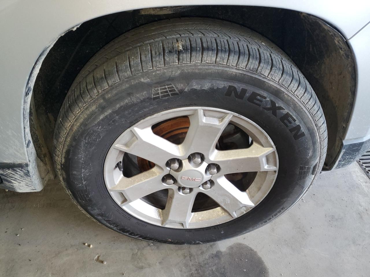 2014 Gmc Acadia Sle Silver vin: 1GKKRPKDXEJ180472 Damage: Right Front Wheel, Curb Rash, > 12 Inches
