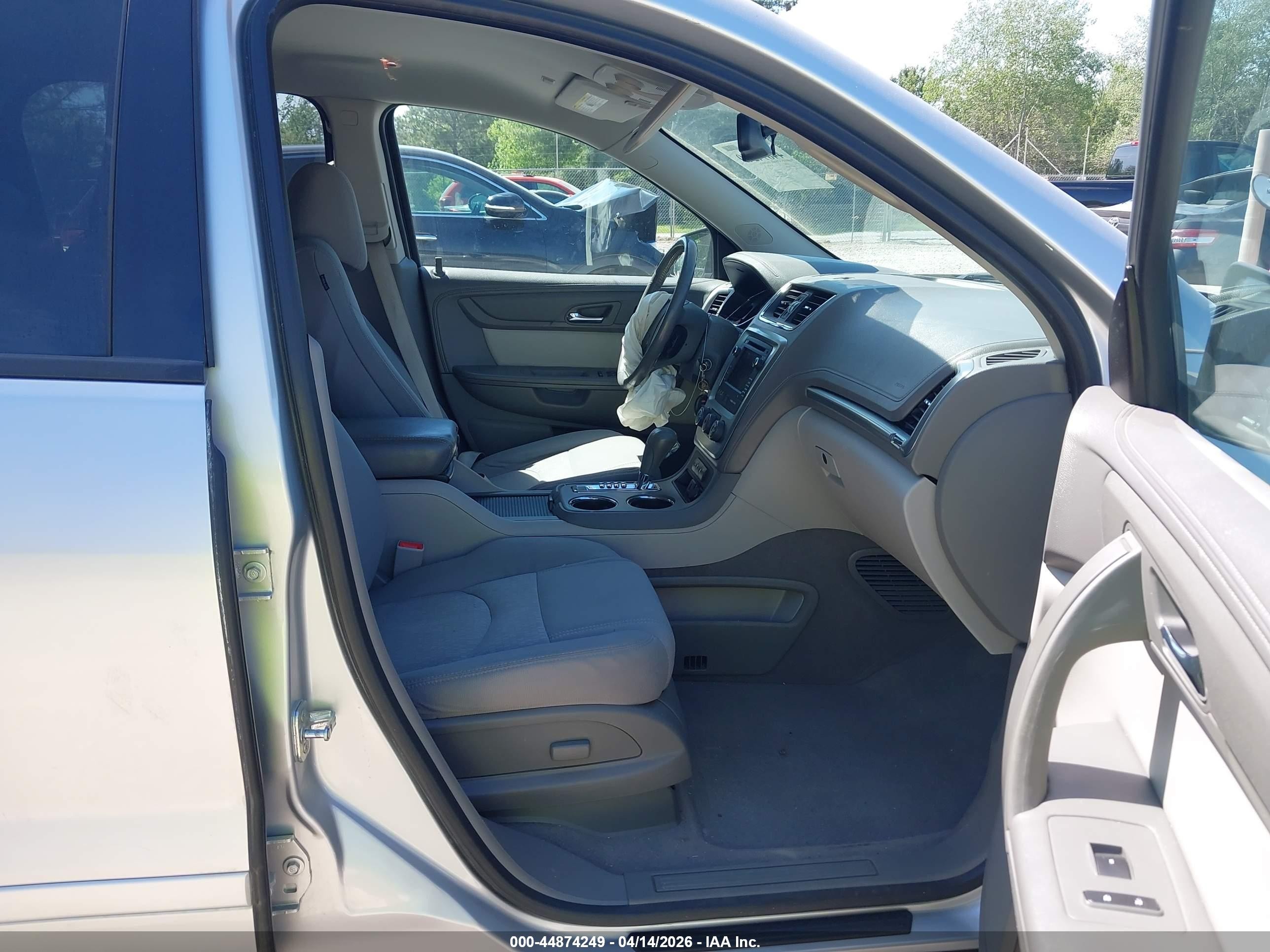 2015 Gmc Acadia Sle-2 Silver vin: 1GKKRPKDXFJ124260