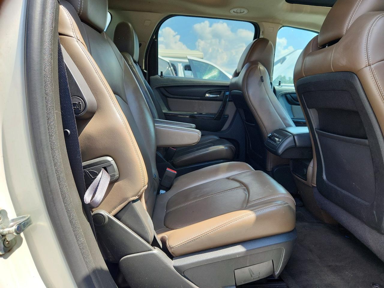 2013 Gmc Acadia Slt-1 White vin: 1GKKRRKD3DJ226850