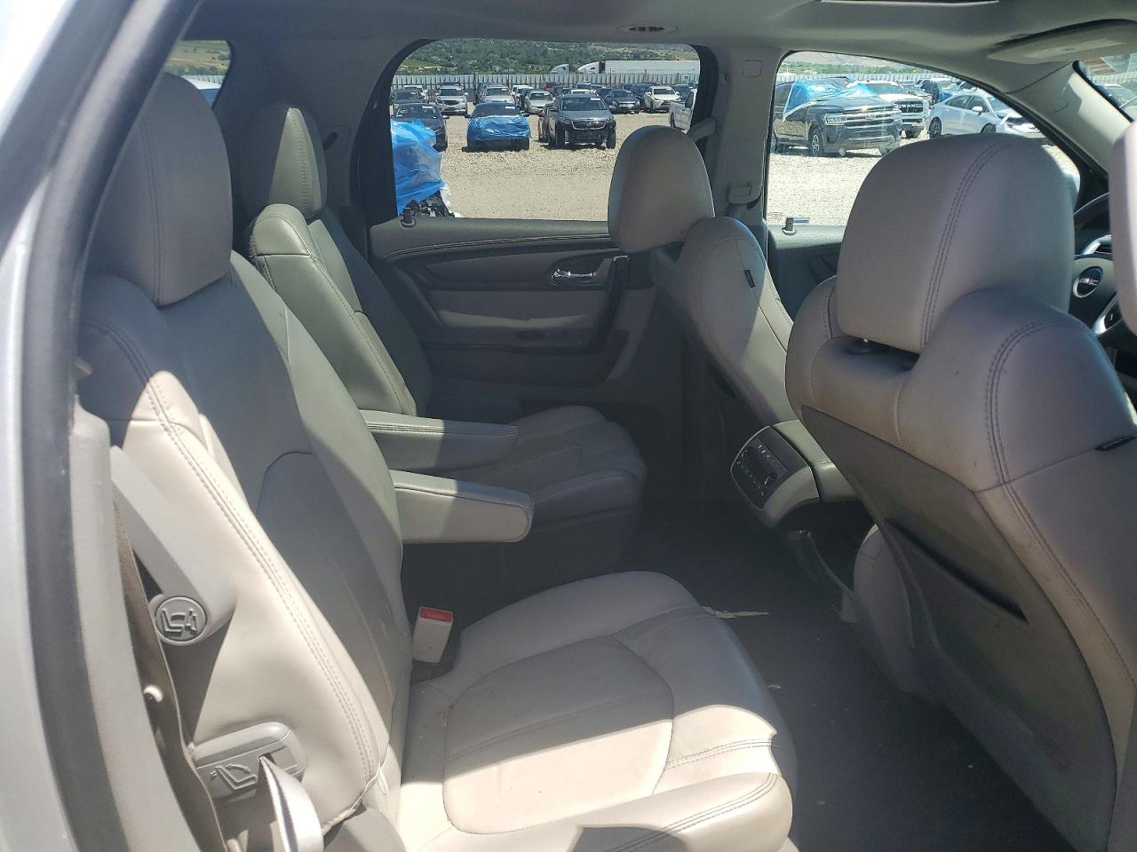 2014 Gmc Acadia Silver vin: 1GKKRRKD6EJ334669