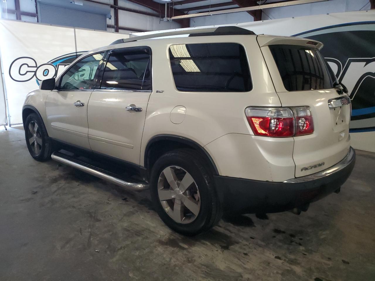 2011 Gmc Acadia Slt White vin: 1GKKRSED4BJ209863 Damage: Left Rear Bumper/Cover, Chipped, 4