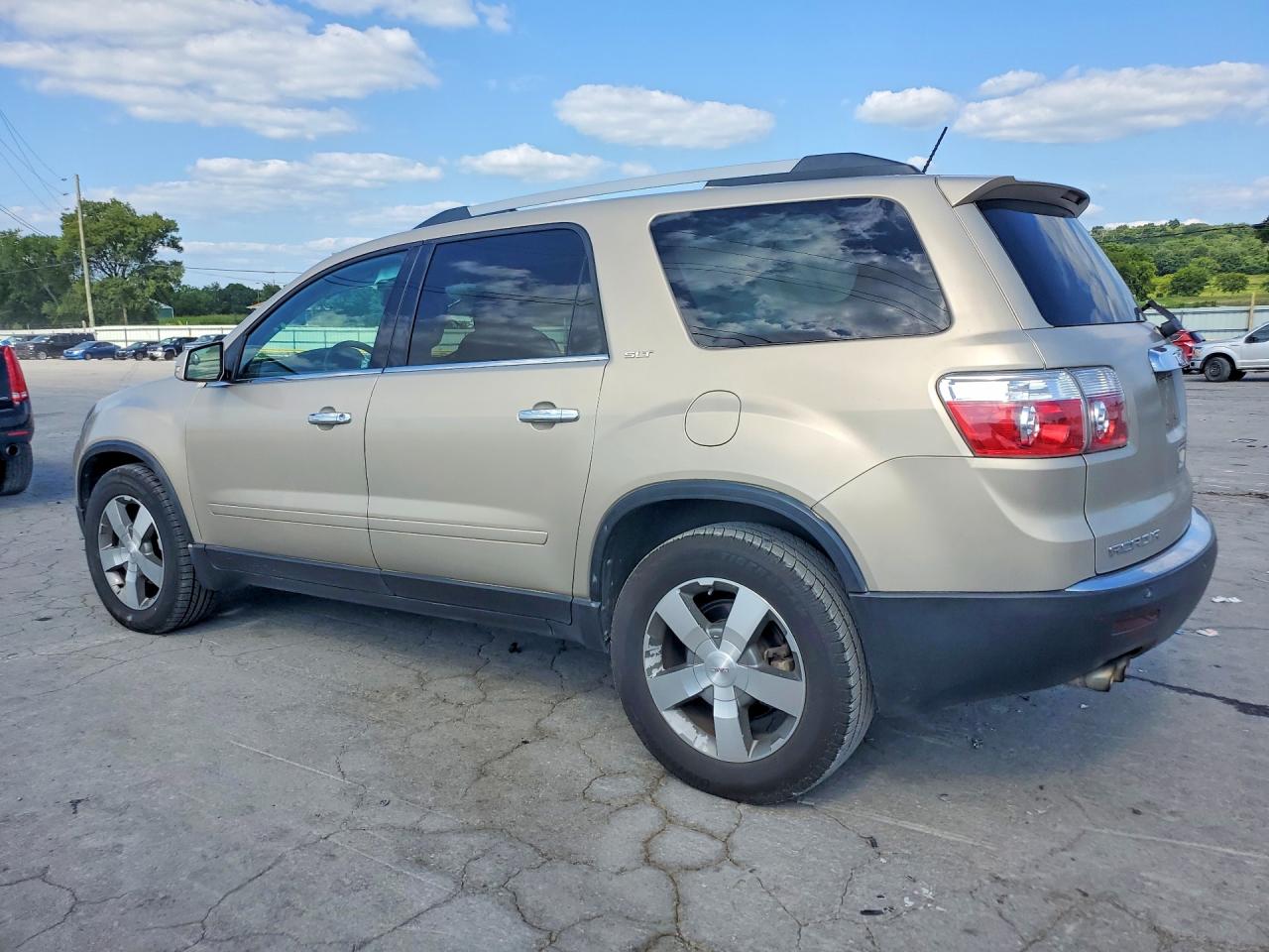 2012 Gmc Acadia Slt-2 Cream vin: 1GKKRSED5CJ165082