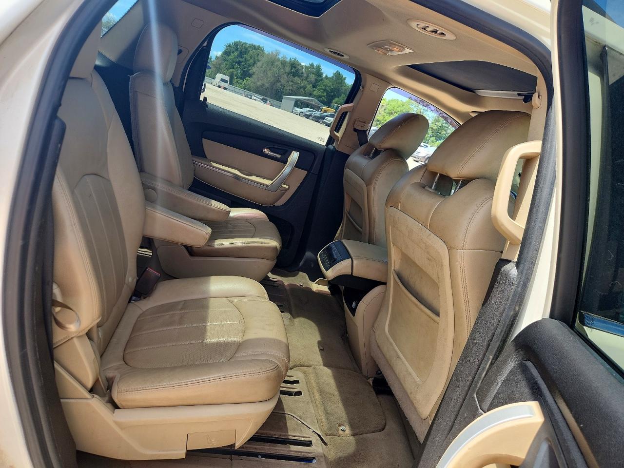 2012 Gmc Acadia Slt-2 White vin: 1GKKRSEDXCJ230878