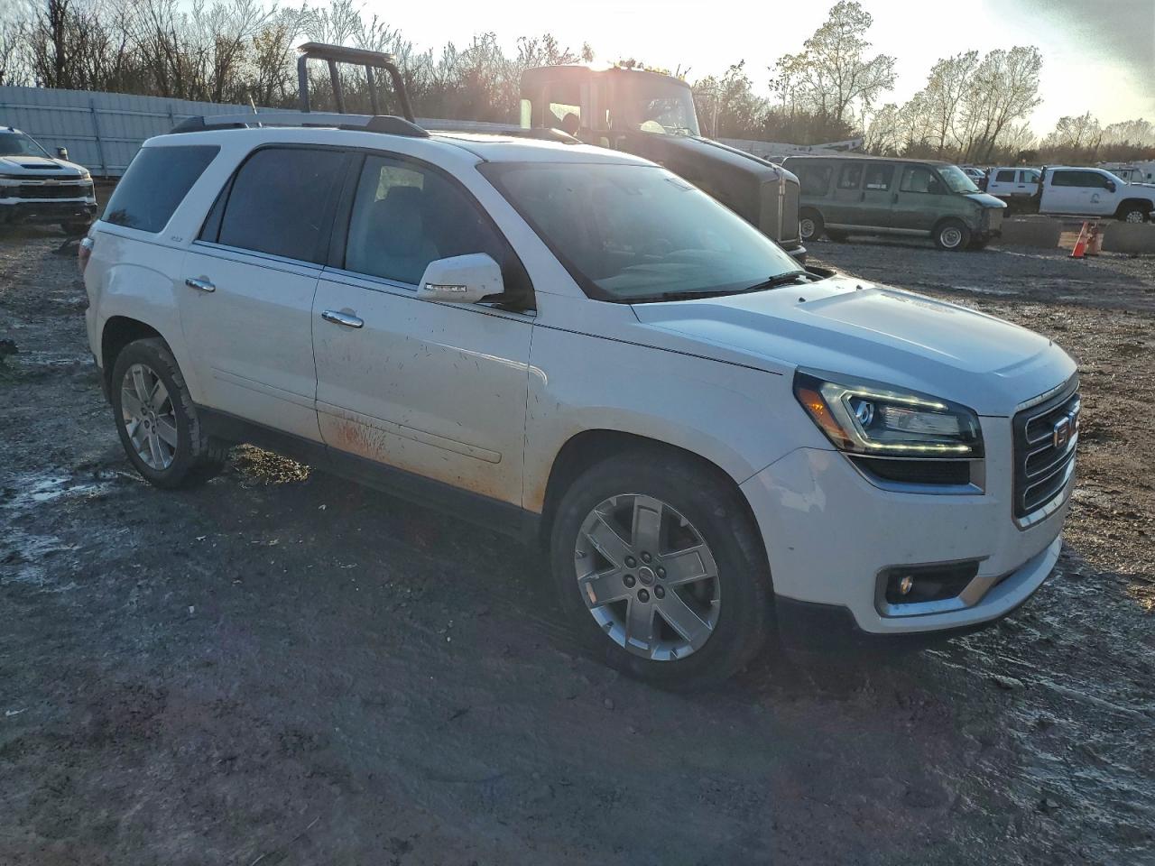 2017 Gmc Acadia Limited Slt-2 White vin: 1GKKRSKD3HJ213917