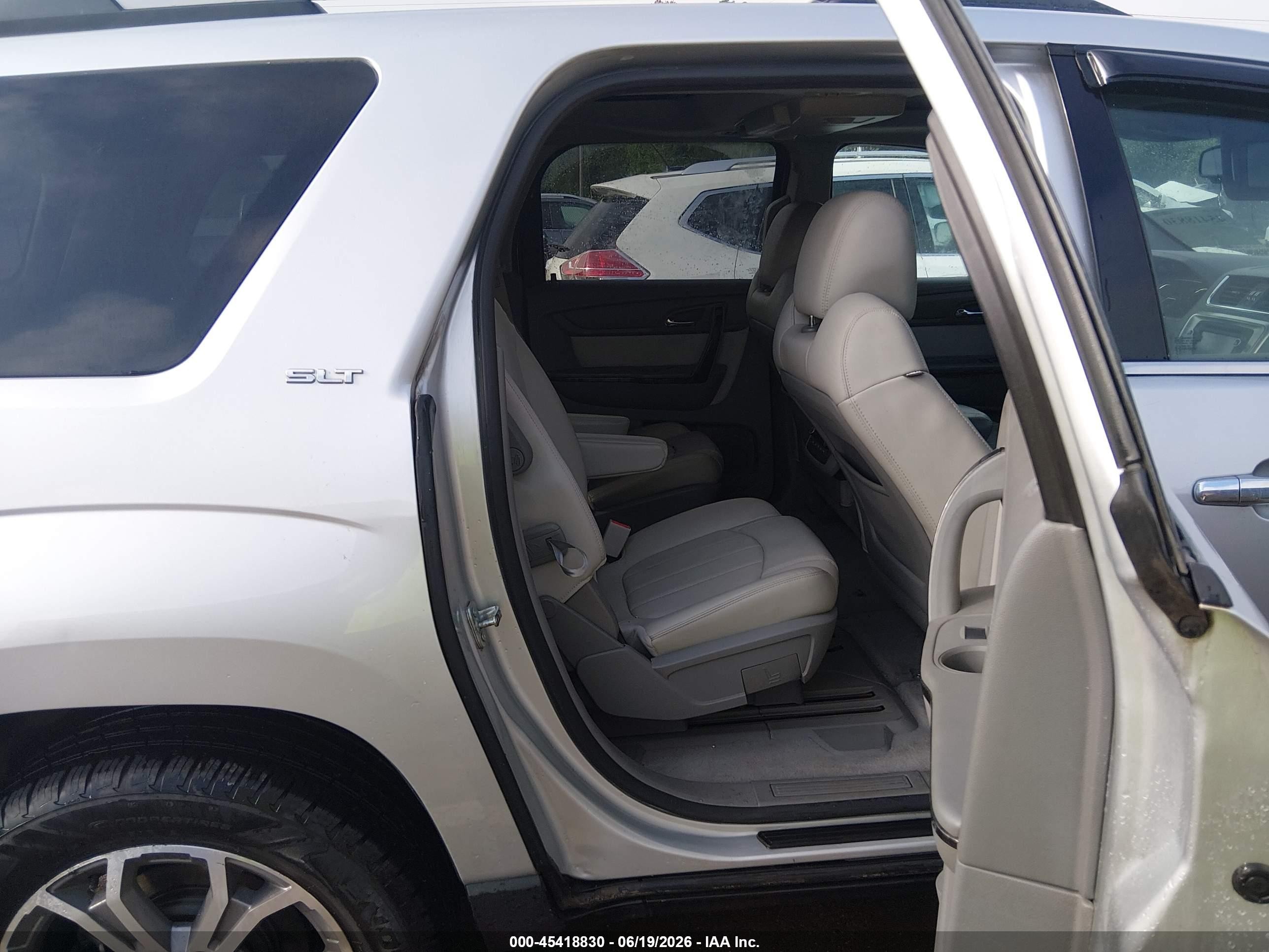2015 Gmc Acadia Slt-2 Серебряный vin: 1GKKRSKD8FJ257182