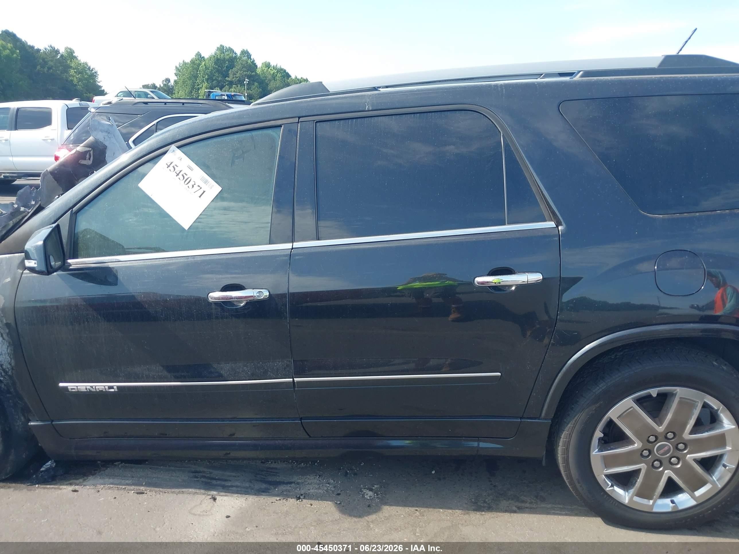 2011 Gmc Acadia Denali Black vin: 1GKKRTED1BJ260954