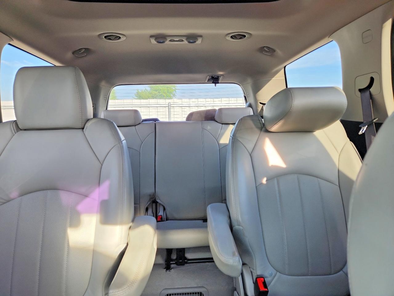 2012 Gmc Acadia Denali White vin: 1GKKRTED1CJ410367