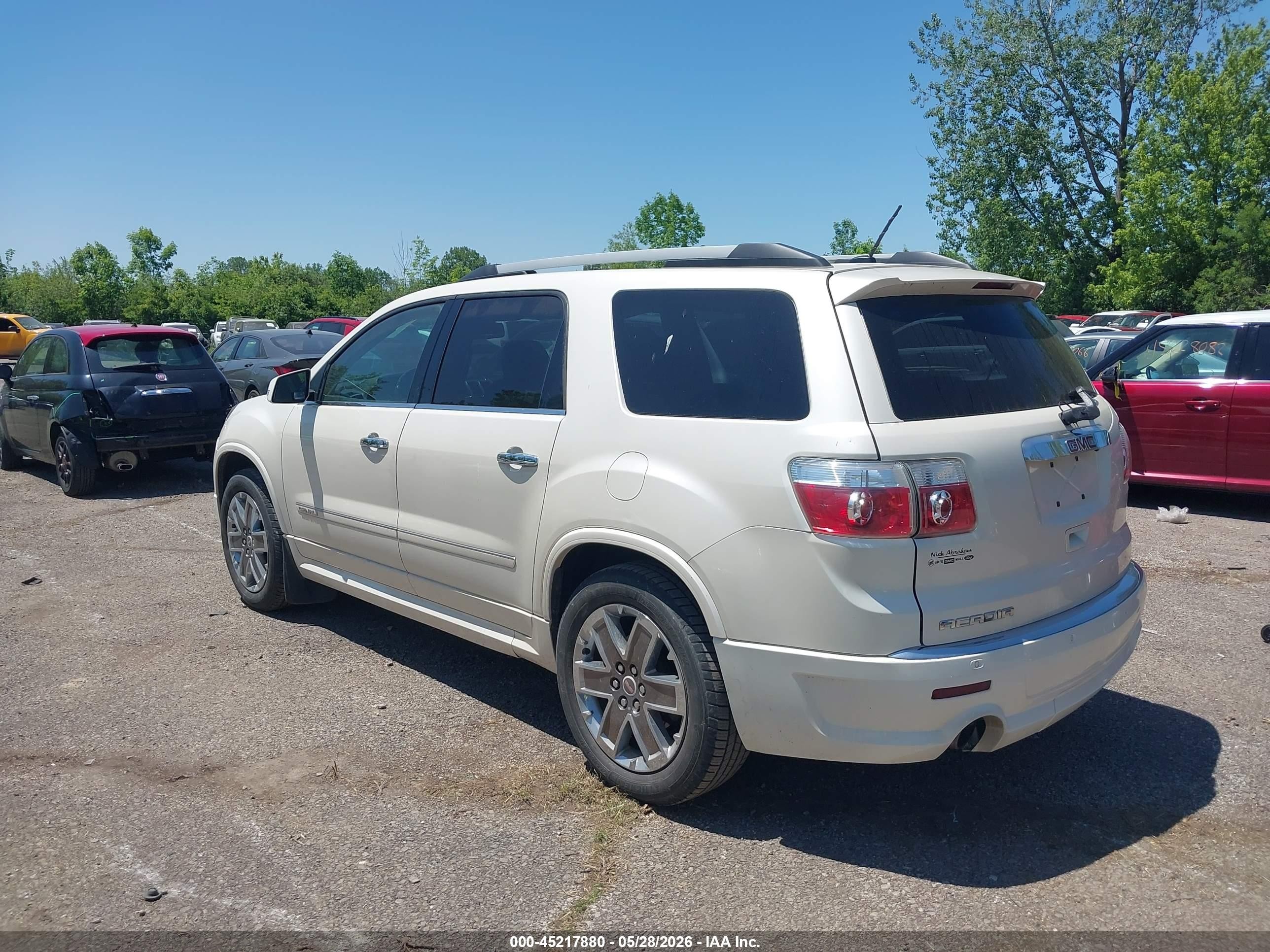 2011 Gmc Acadia Denali White vin: 1GKKRTED2BJ303908