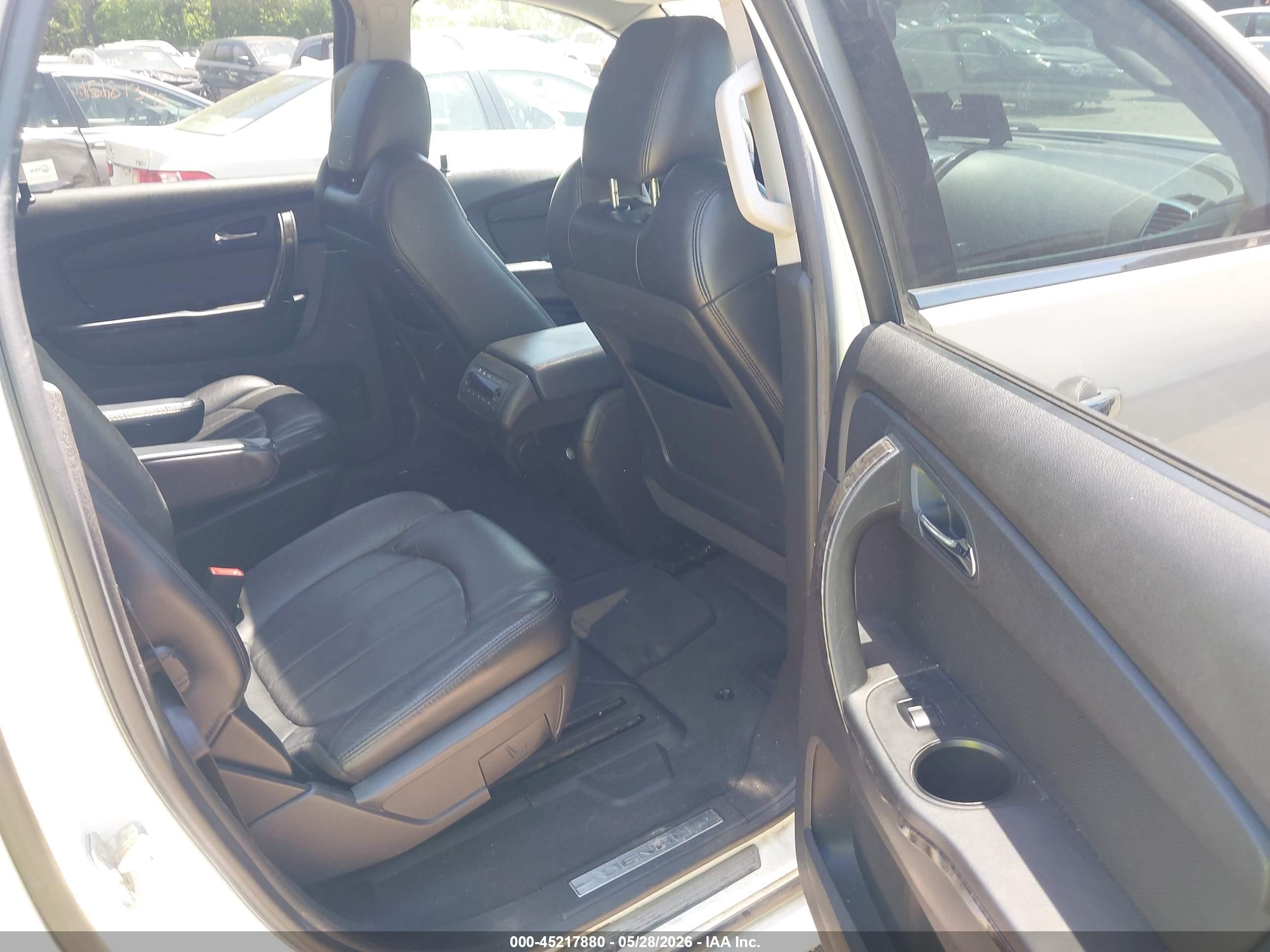 2011 Gmc Acadia Denali White vin: 1GKKRTED2BJ303908