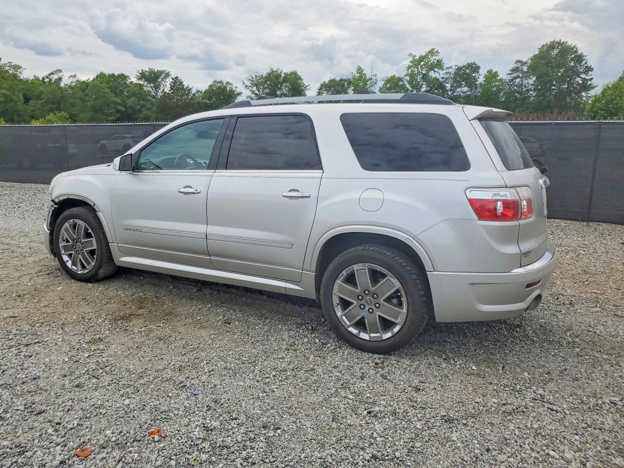 2011 Gmc Acadia Denali Silver vin: 1GKKRTED3BJ291316