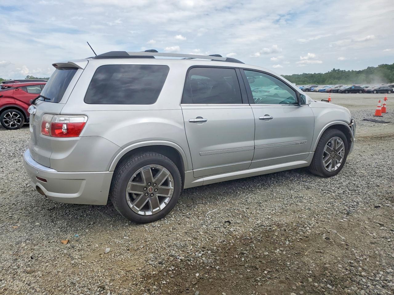 2011 Gmc Acadia Denali Silver vin: 1GKKRTED3BJ291316