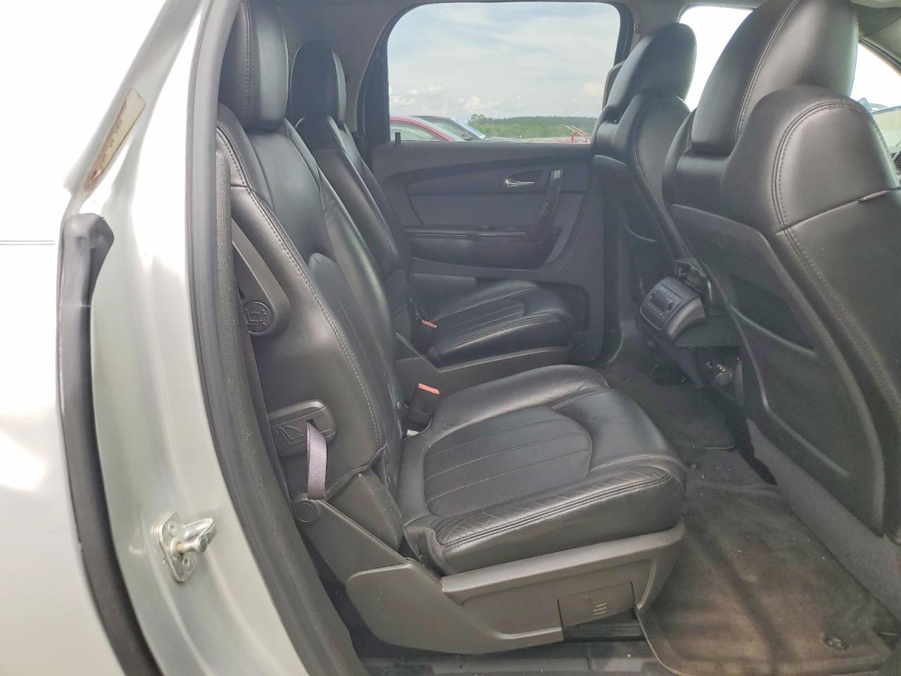 2011 Gmc Acadia Denali Silver vin: 1GKKRTED3BJ291316