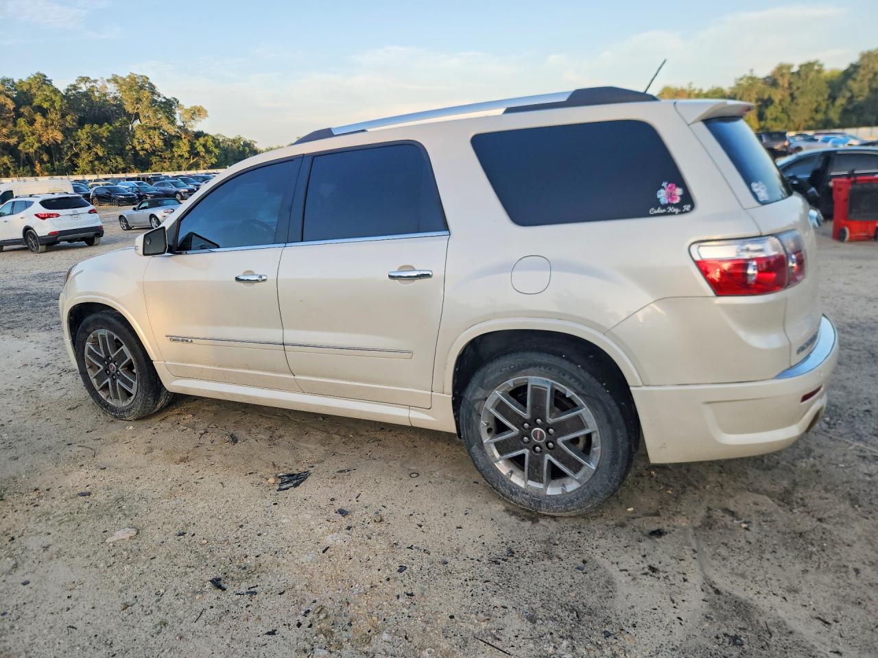 2012 Gmc Acadia Denali White vin: 1GKKRTED3CJ403310