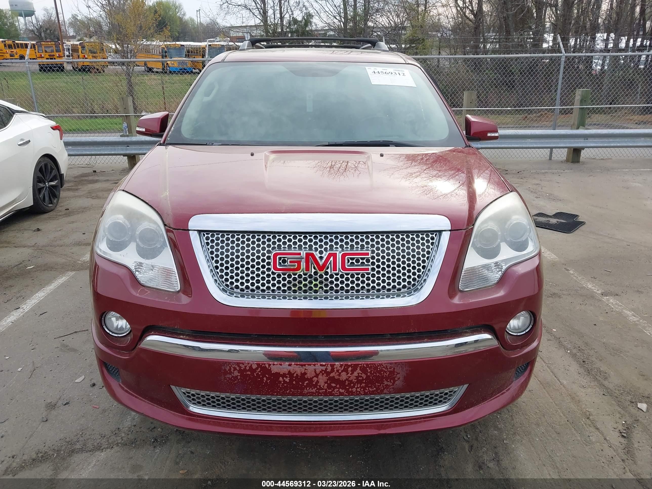 2011 Gmc Acadia Denali Red vin: 1GKKRTED4BJ225891