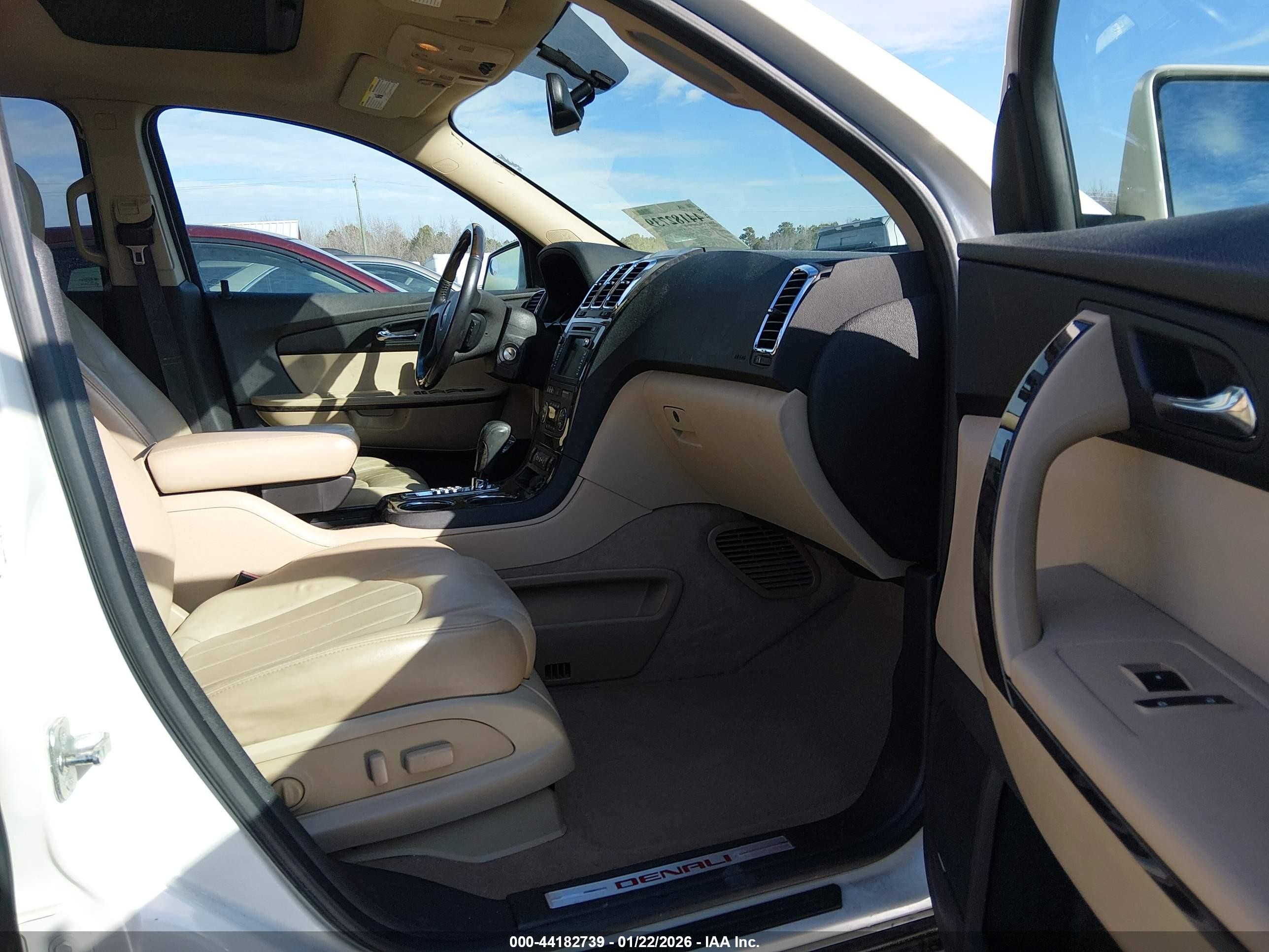 2012 Gmc Acadia Denali White vin: 1GKKRTED5CJ102165