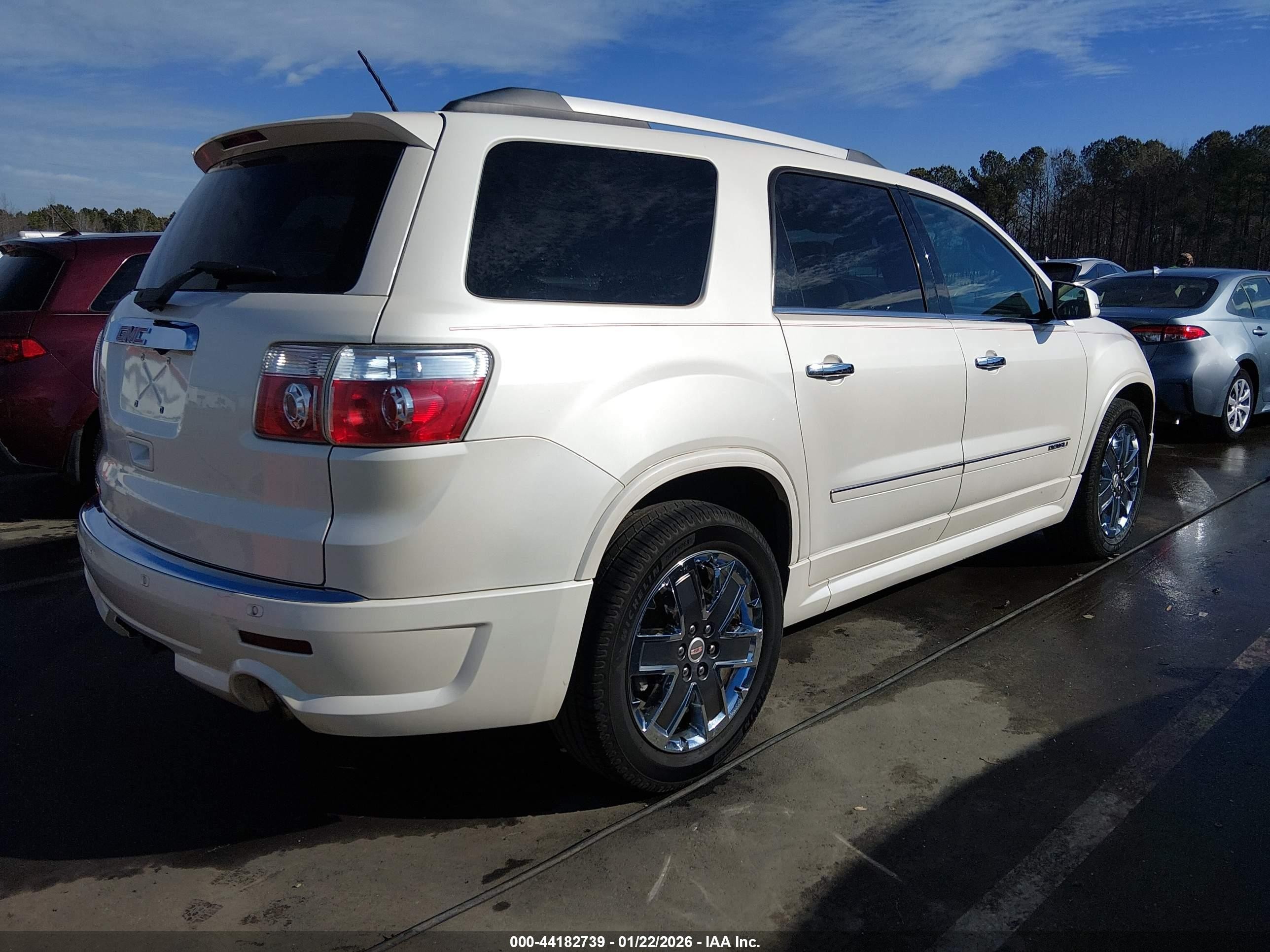 2012 Gmc Acadia Denali White vin: 1GKKRTED5CJ102165