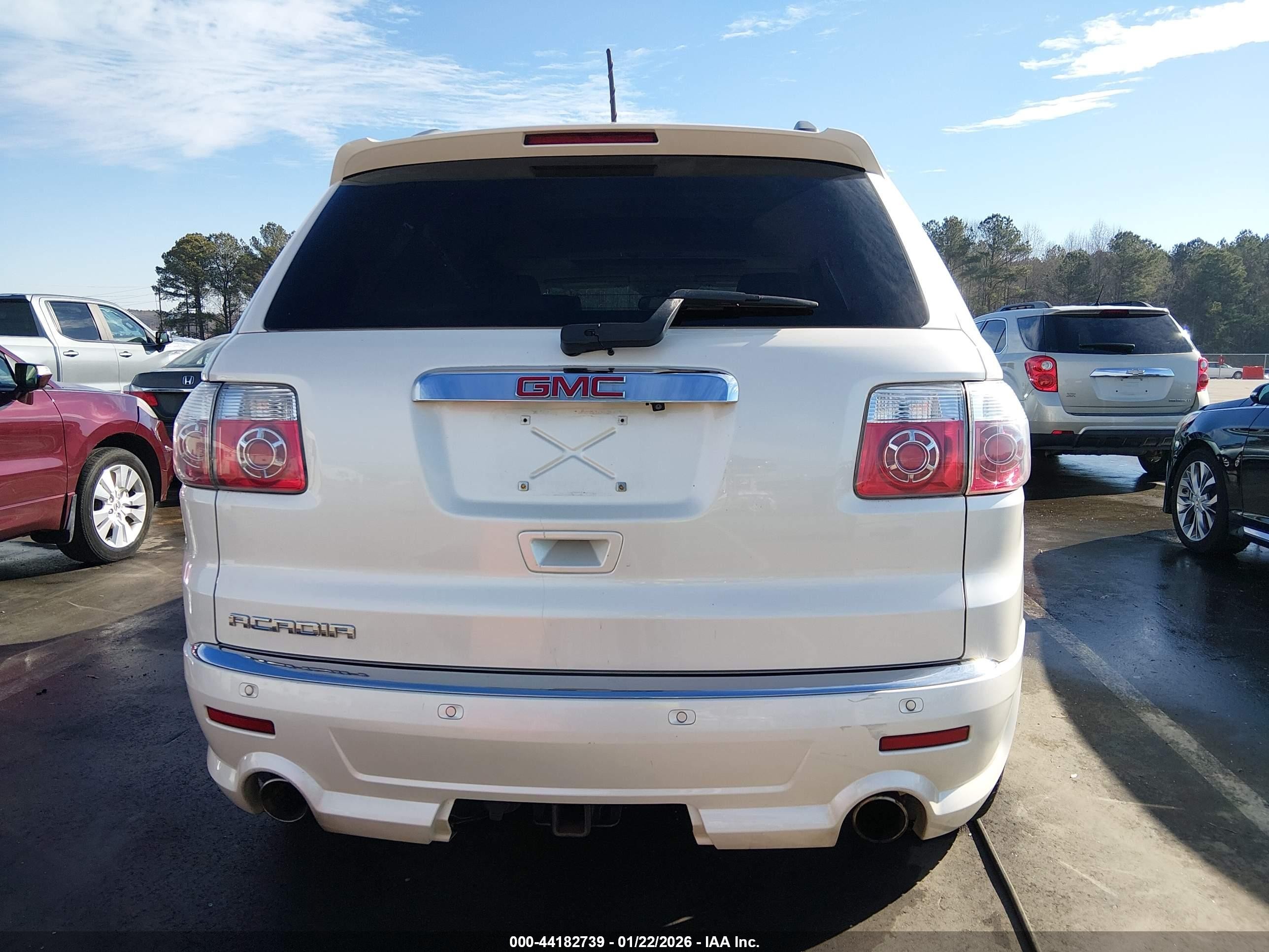 2012 Gmc Acadia Denali White vin: 1GKKRTED5CJ102165