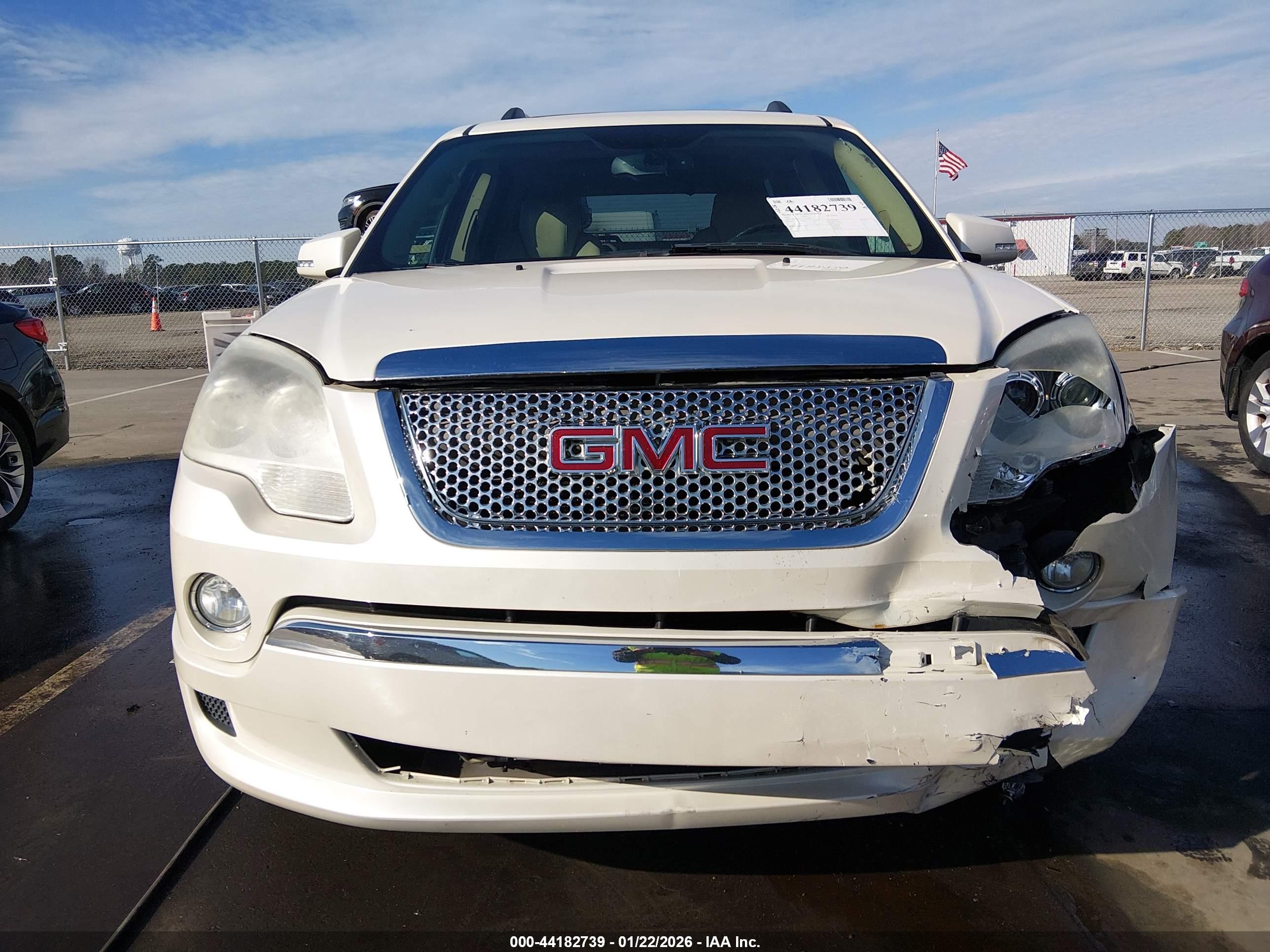 2012 Gmc Acadia Denali White vin: 1GKKRTED5CJ102165
