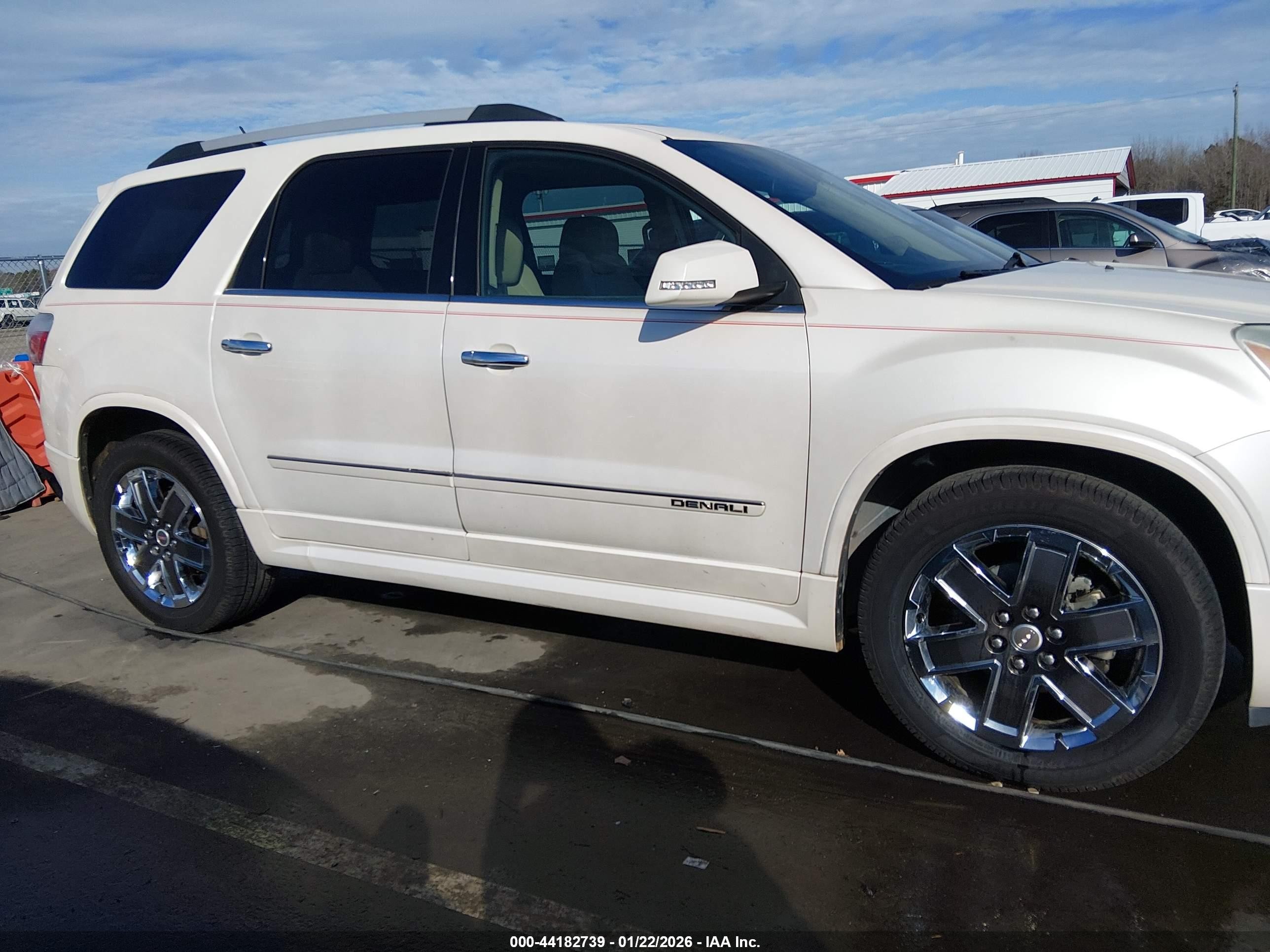 2012 Gmc Acadia Denali White vin: 1GKKRTED5CJ102165