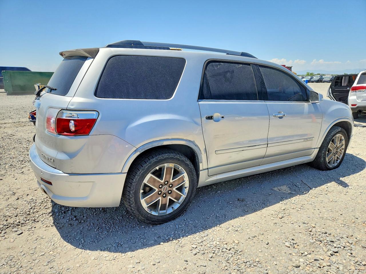 2011 Gmc Acadia Denali Silver vin: 1GKKRTED6BJ319447