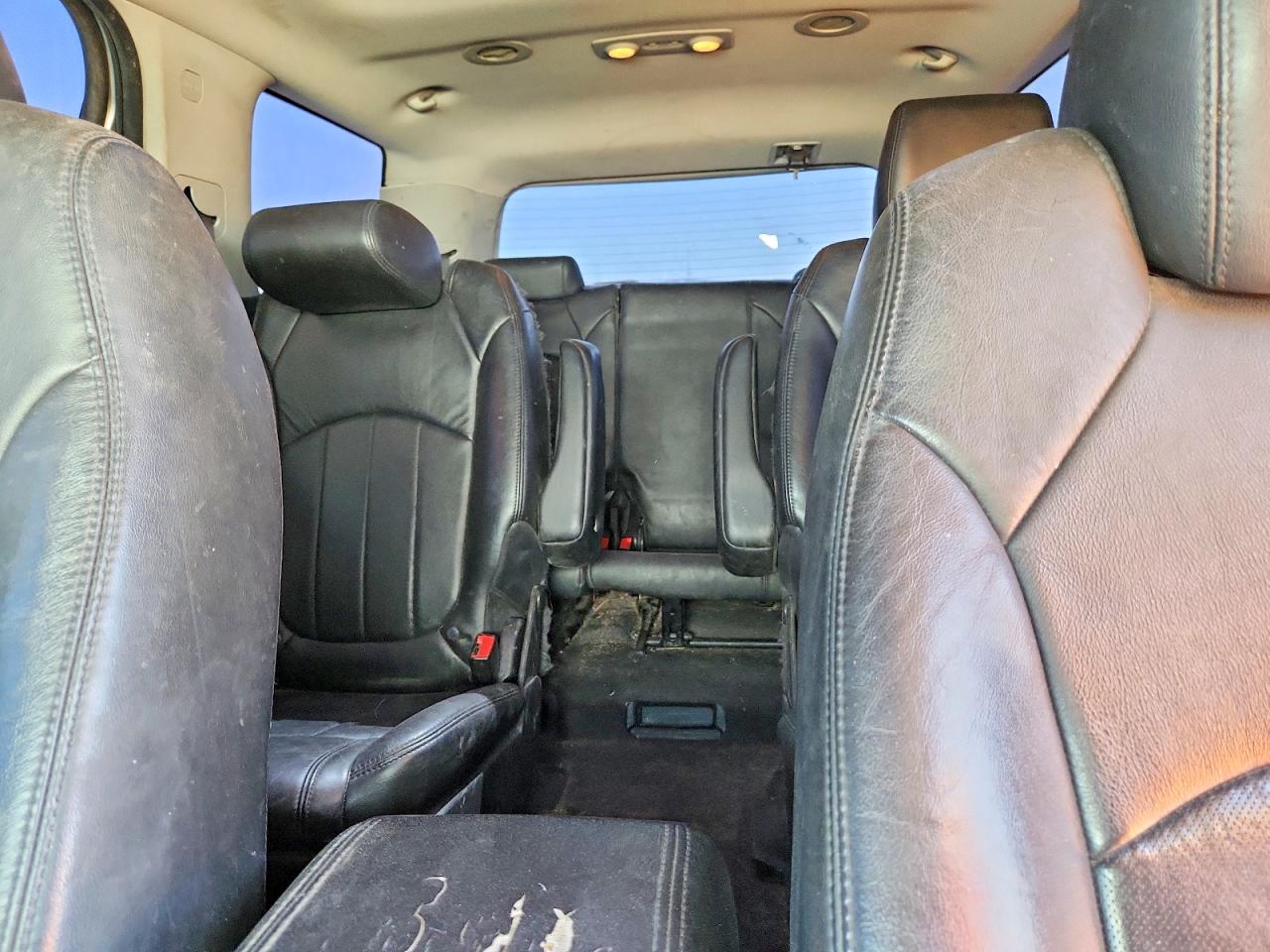 2011 Gmc Acadia Denali Silver vin: 1GKKRTED6BJ319447