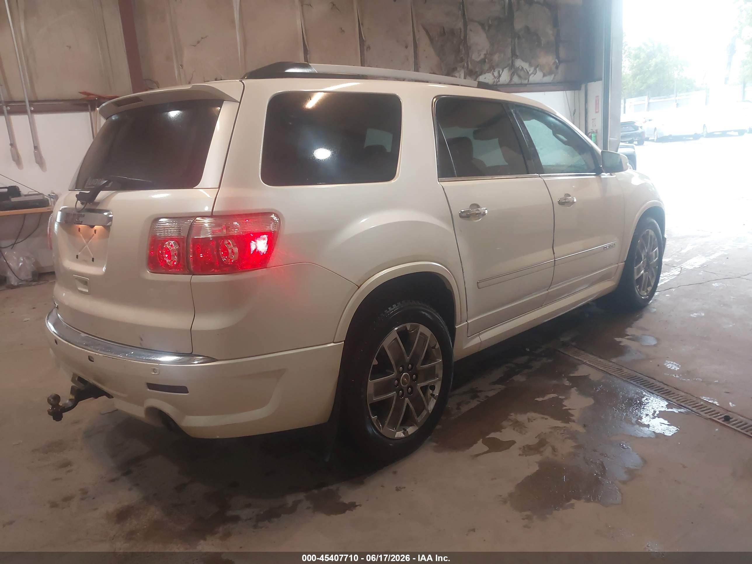 2011 Gmc Acadia Denali Белый vin: 1GKKRTED8BJ336850