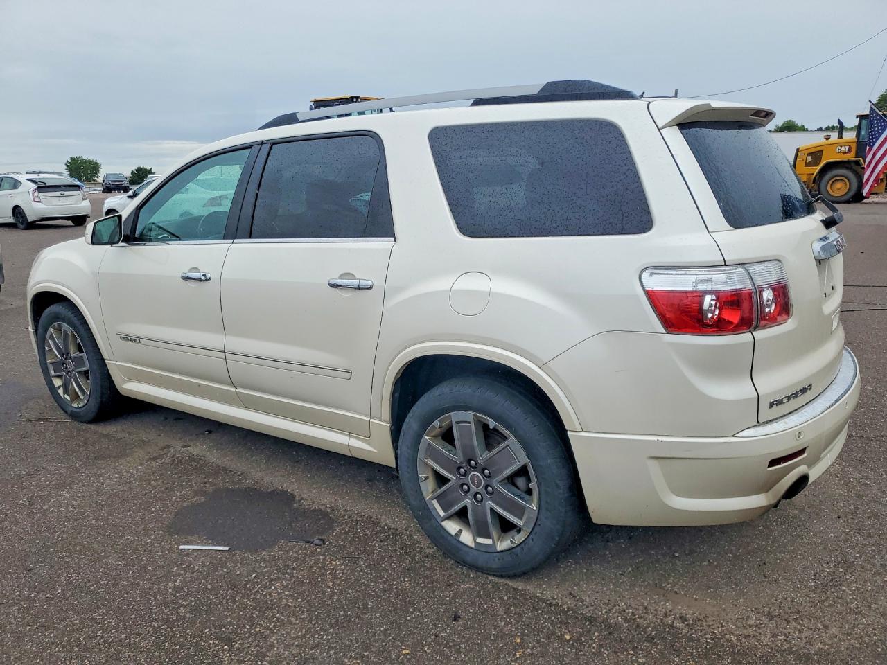 2011 Gmc Acadia Denali White vin: 1GKKRTEDXBJ211736