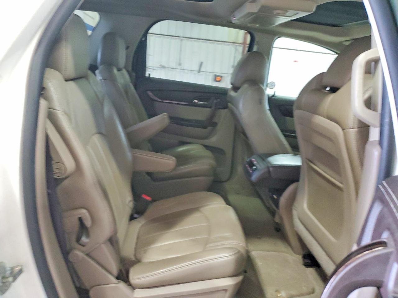 2014 Gmc Acadia White vin: 1GKKRTKD0EJ312308