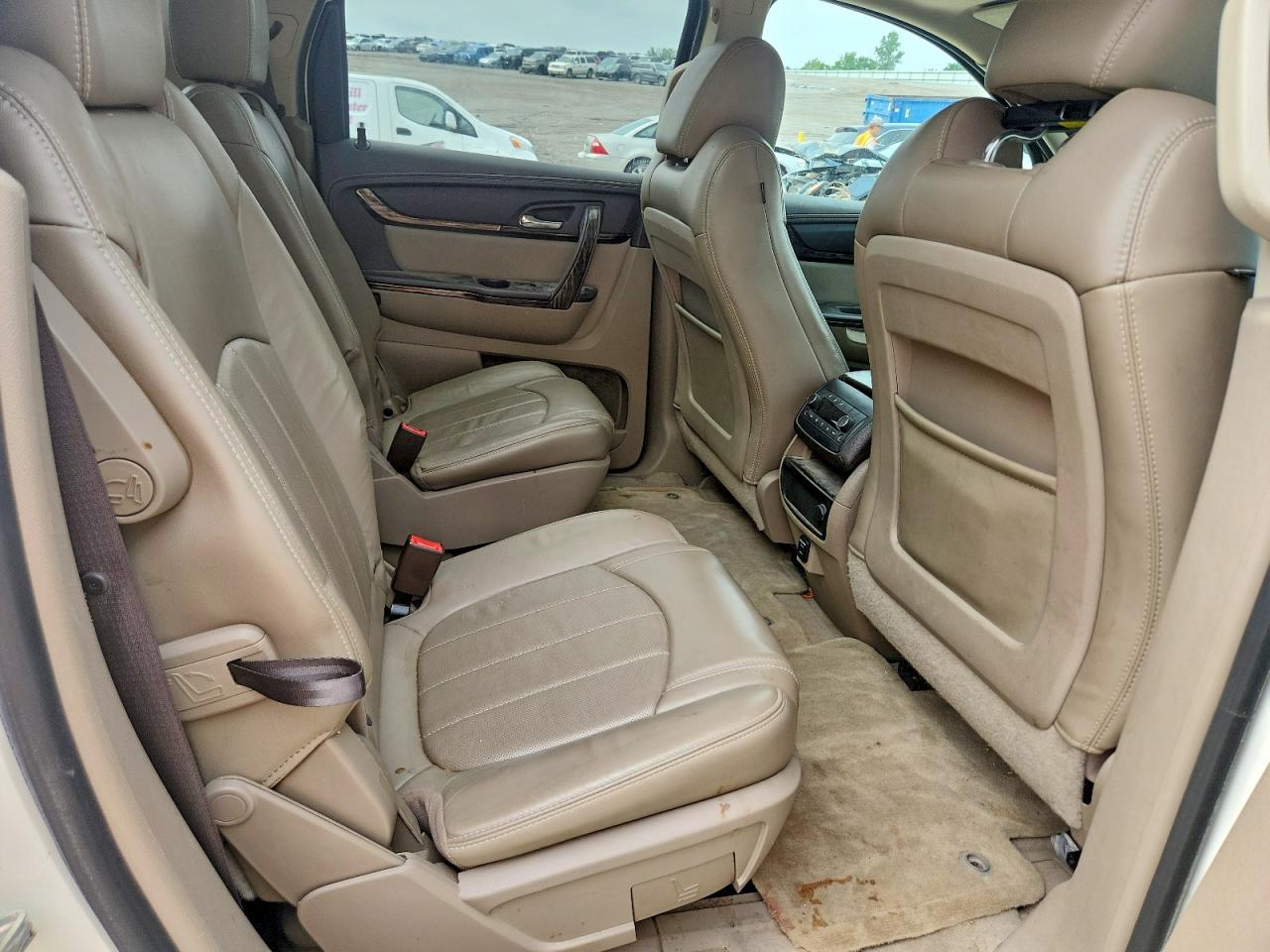 2014 Gmc Acadia Denali Cream vin: 1GKKRTKD0EJ359659