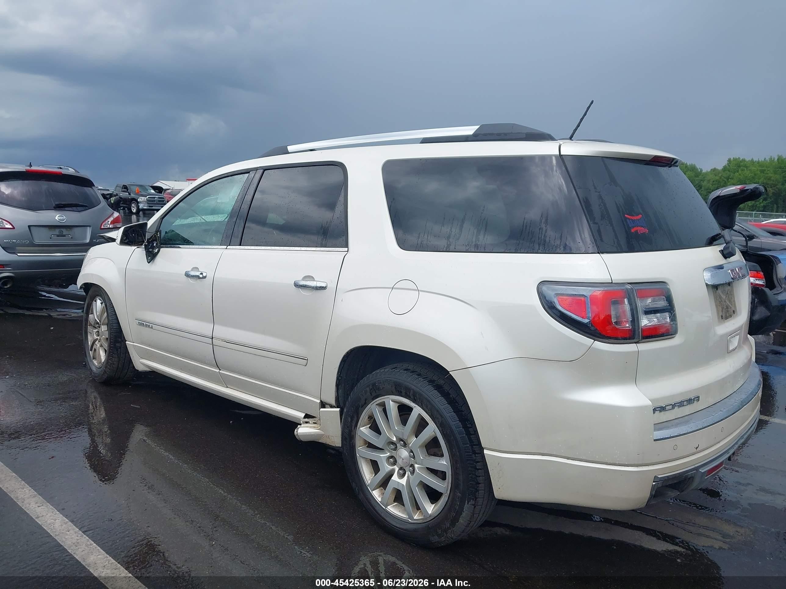 2015 Gmc Acadia Denali White vin: 1GKKRTKD0FJ185089
