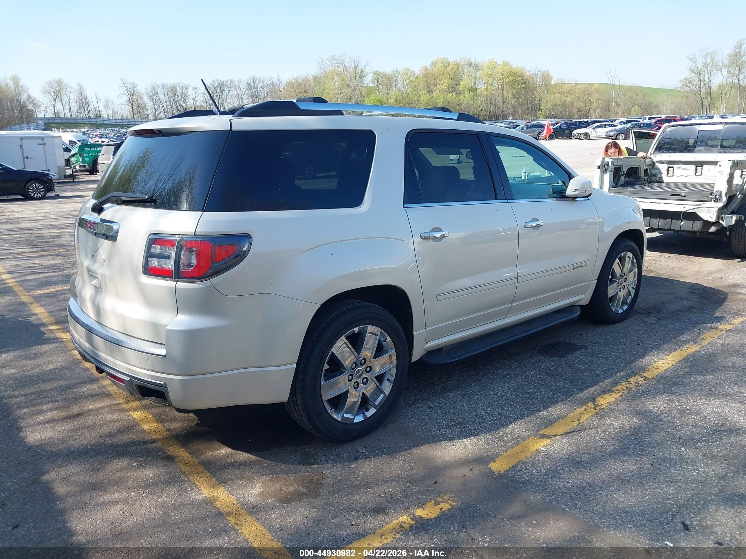 2015 Gmc Acadia Denali Белый vin: 1GKKRTKD0FJ186744