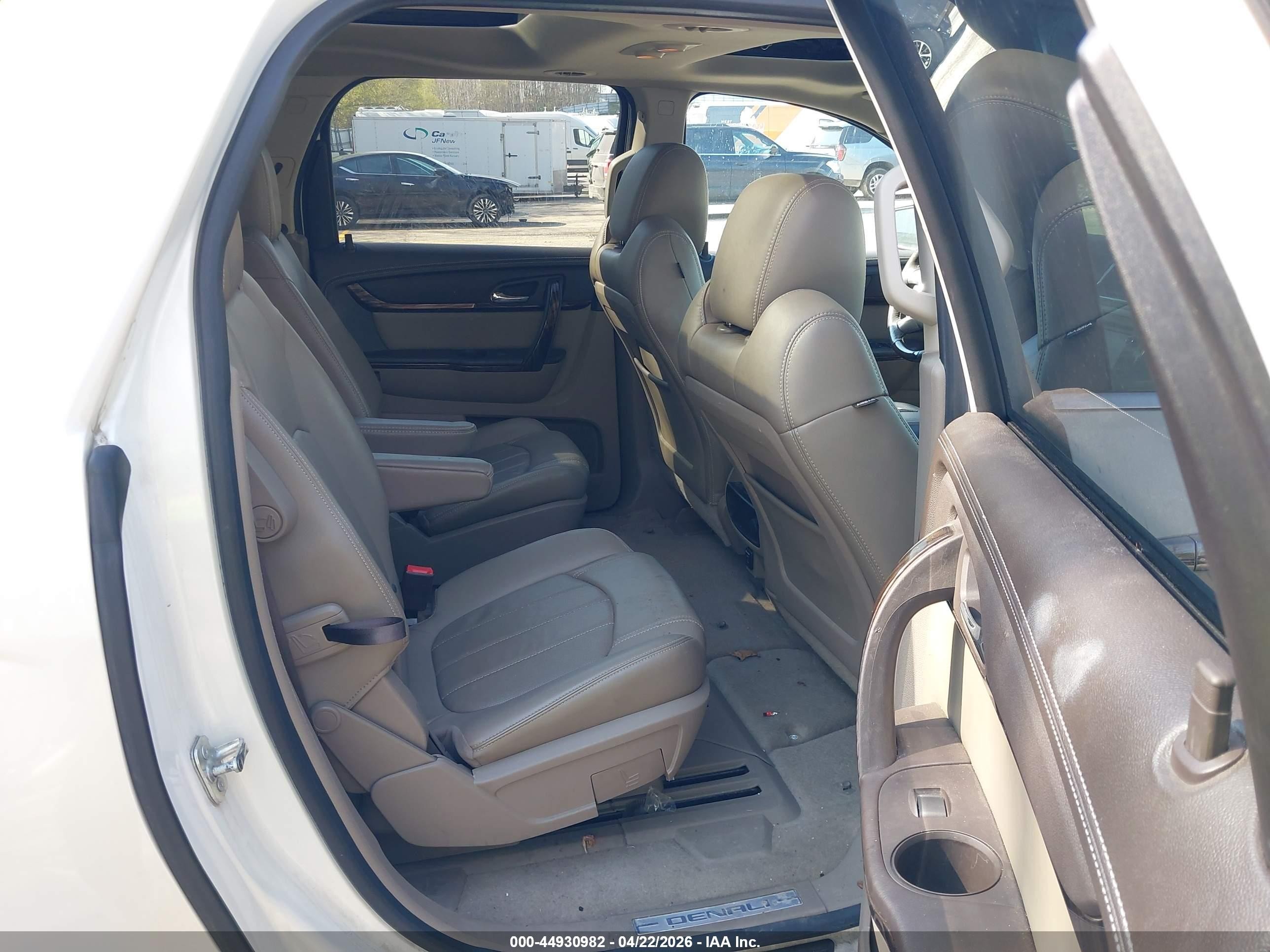 2015 Gmc Acadia Denali Белый vin: 1GKKRTKD0FJ186744