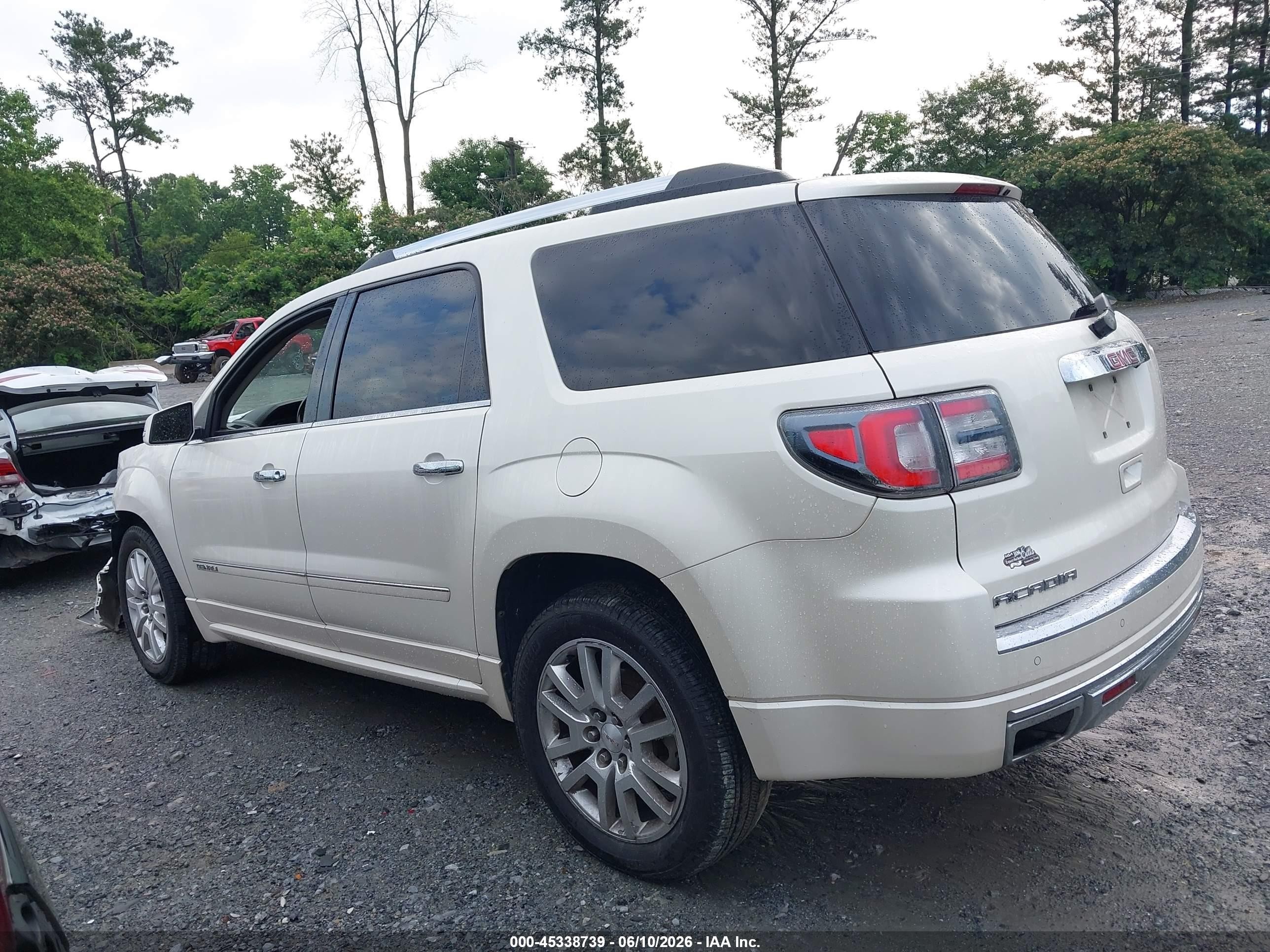 2015 Gmc Acadia Denali White vin: 1GKKRTKD0FJ203302